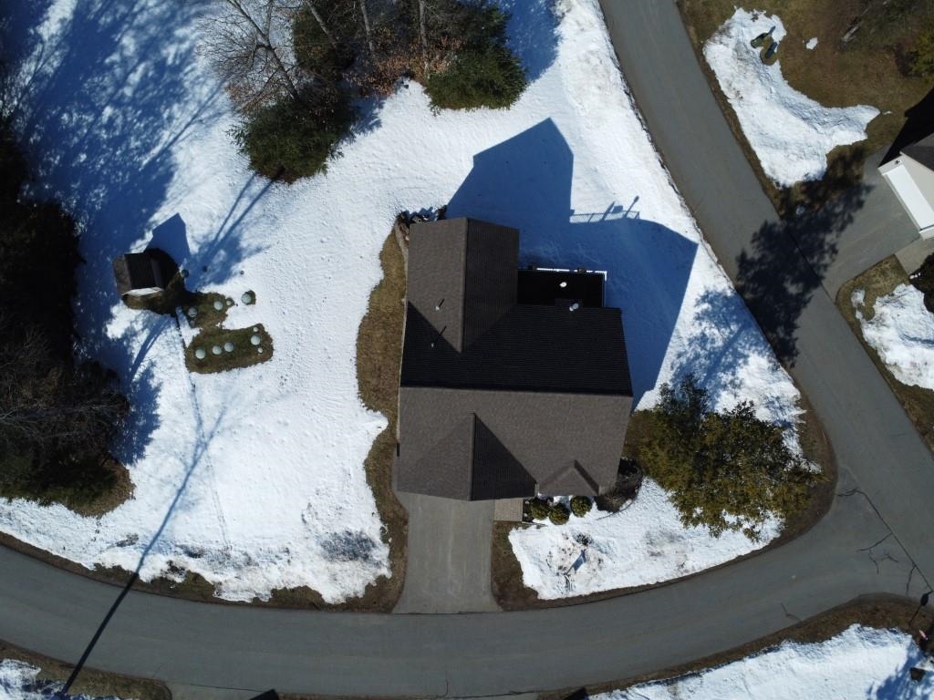 12 Hemlock Dr, Newton, NH 03858