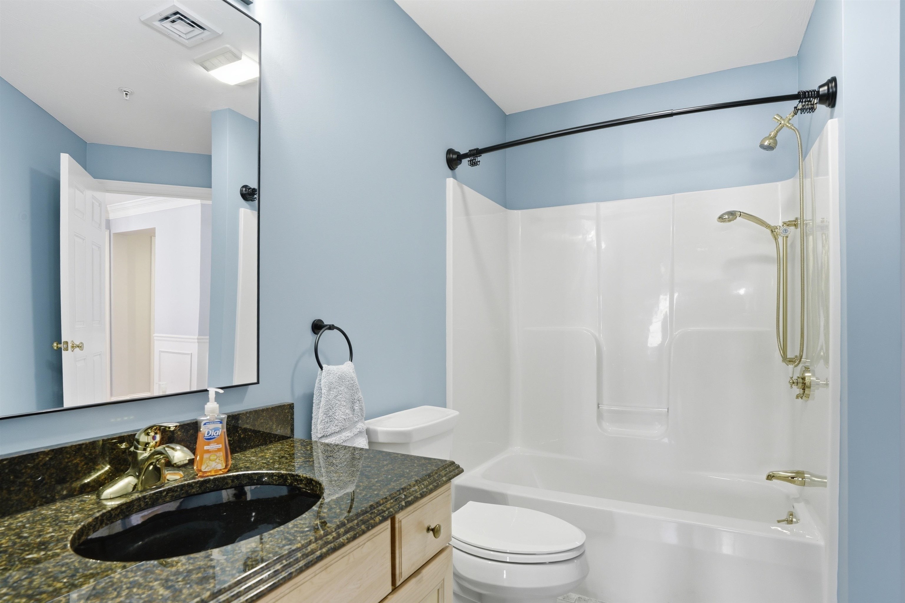 4 Sterling Hill Ln, Exeter, NH 03833