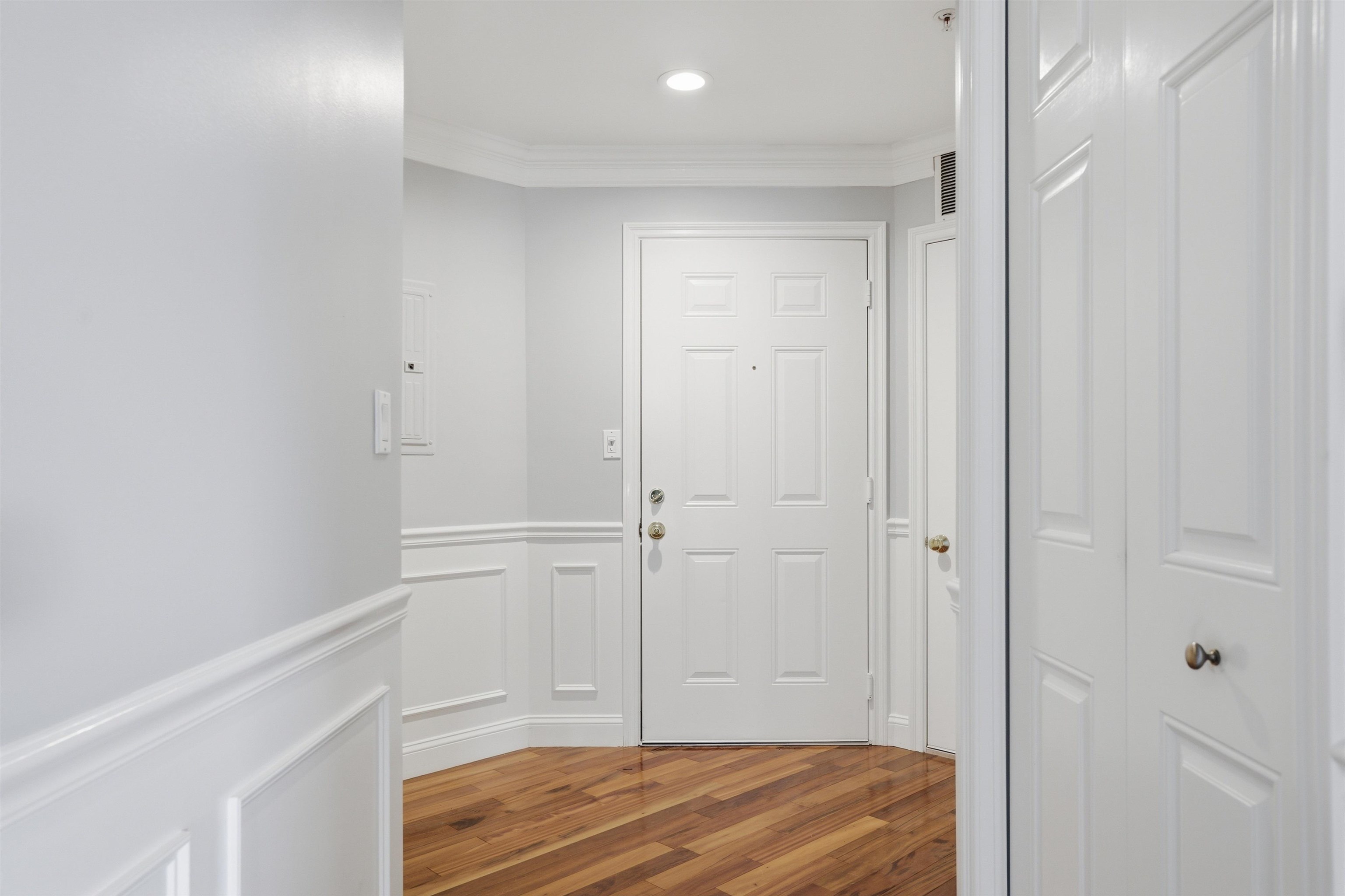 4 Sterling Hill Ln, Exeter, NH 03833