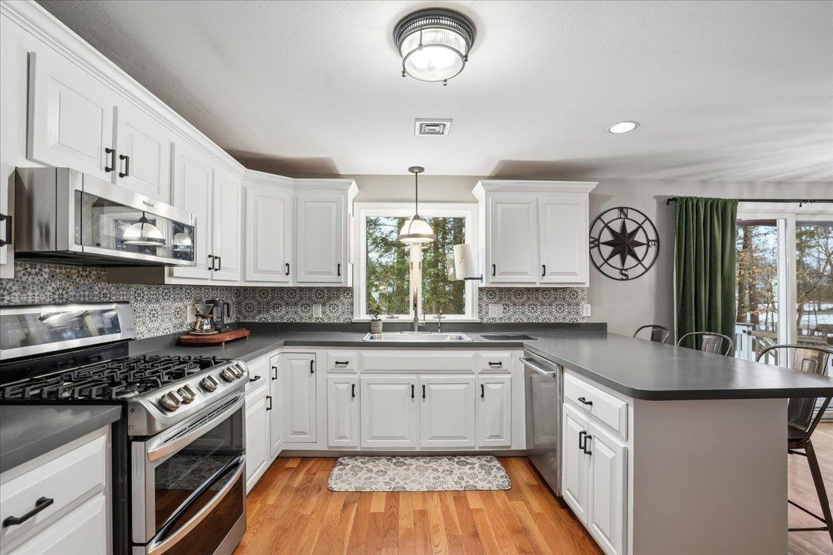 12 Old Gordon Rd, Brentwood, NH 03833