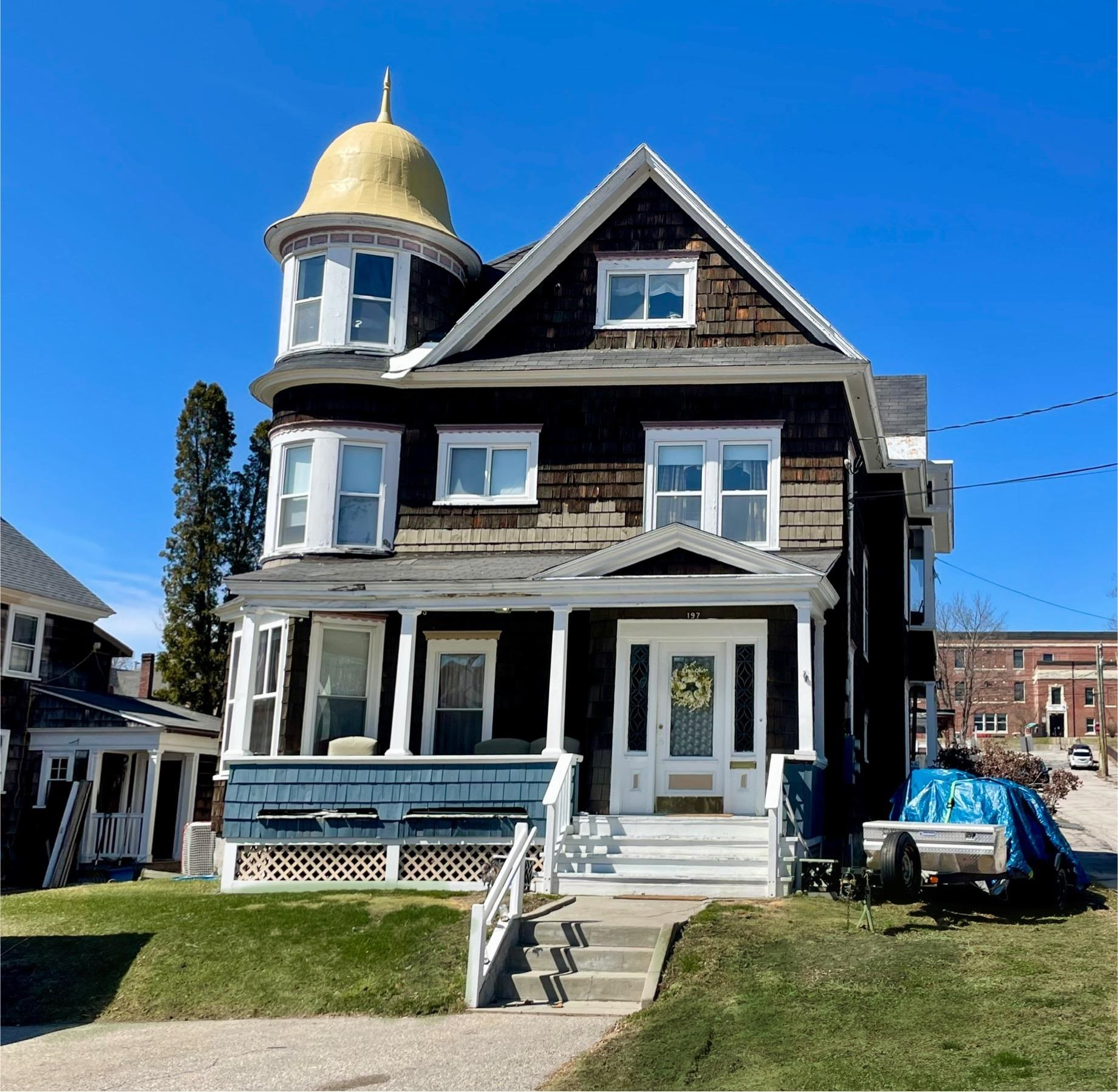 197 Emery St, Berlin, NH 03570