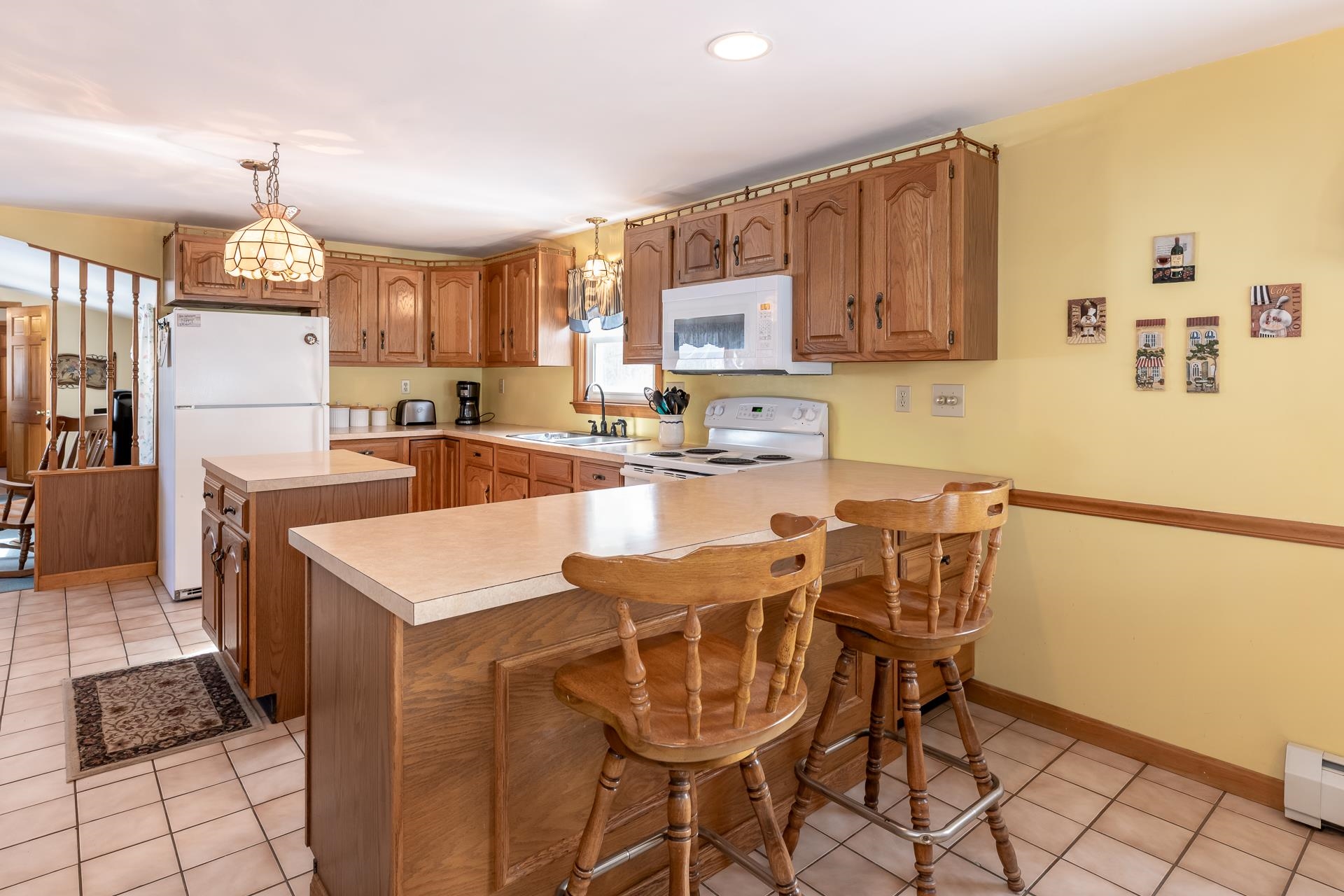 88 Sunset Dr, Belmont, NH 03220