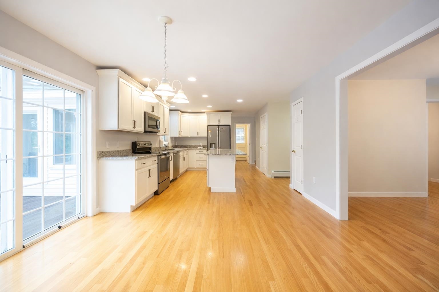 20 Madison Ln, Newmarket, NH 03857