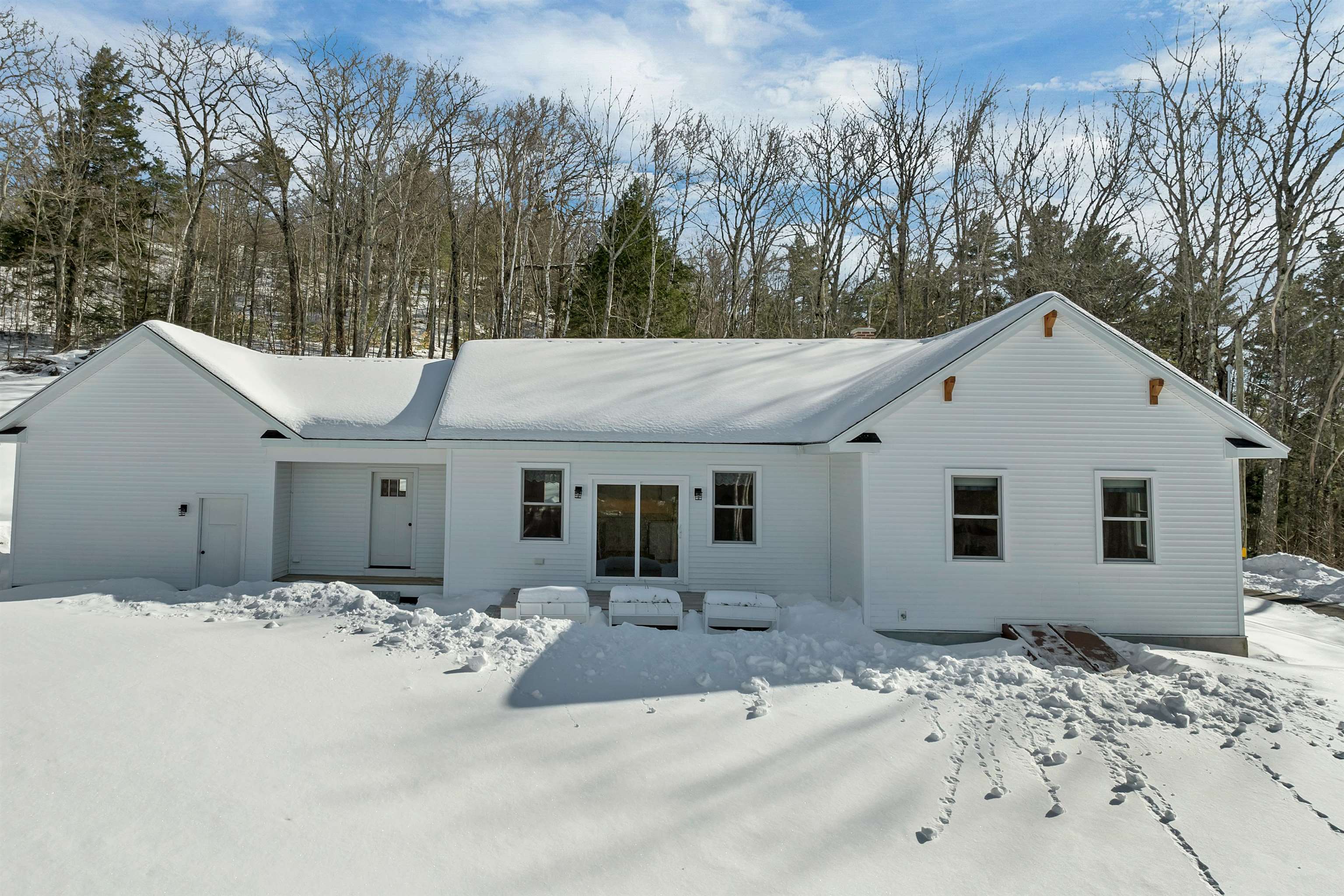 630 Belknap Mountain Rd, Gilford, NH 03249