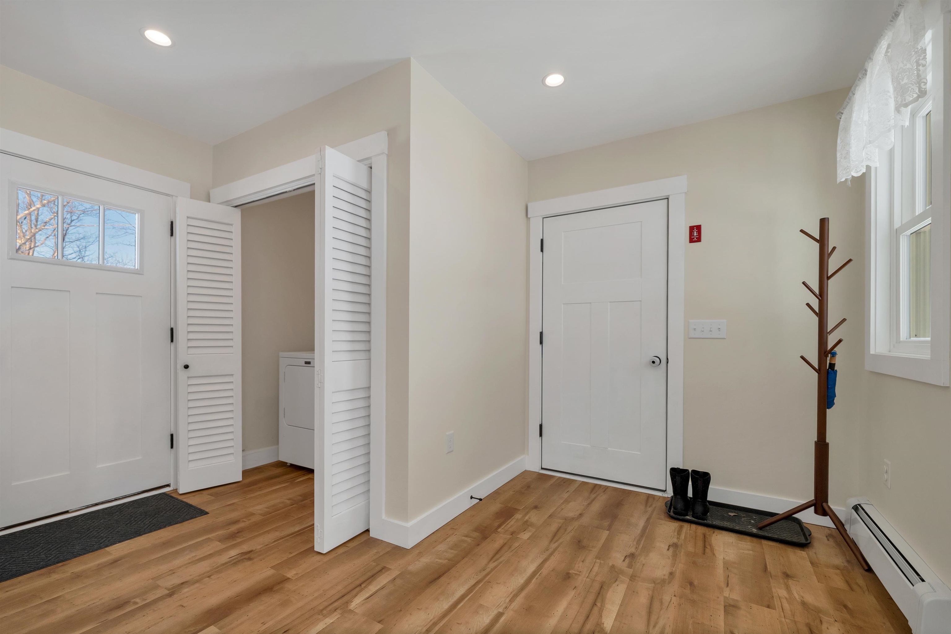 630 Belknap Mountain Rd, Gilford, NH 03249