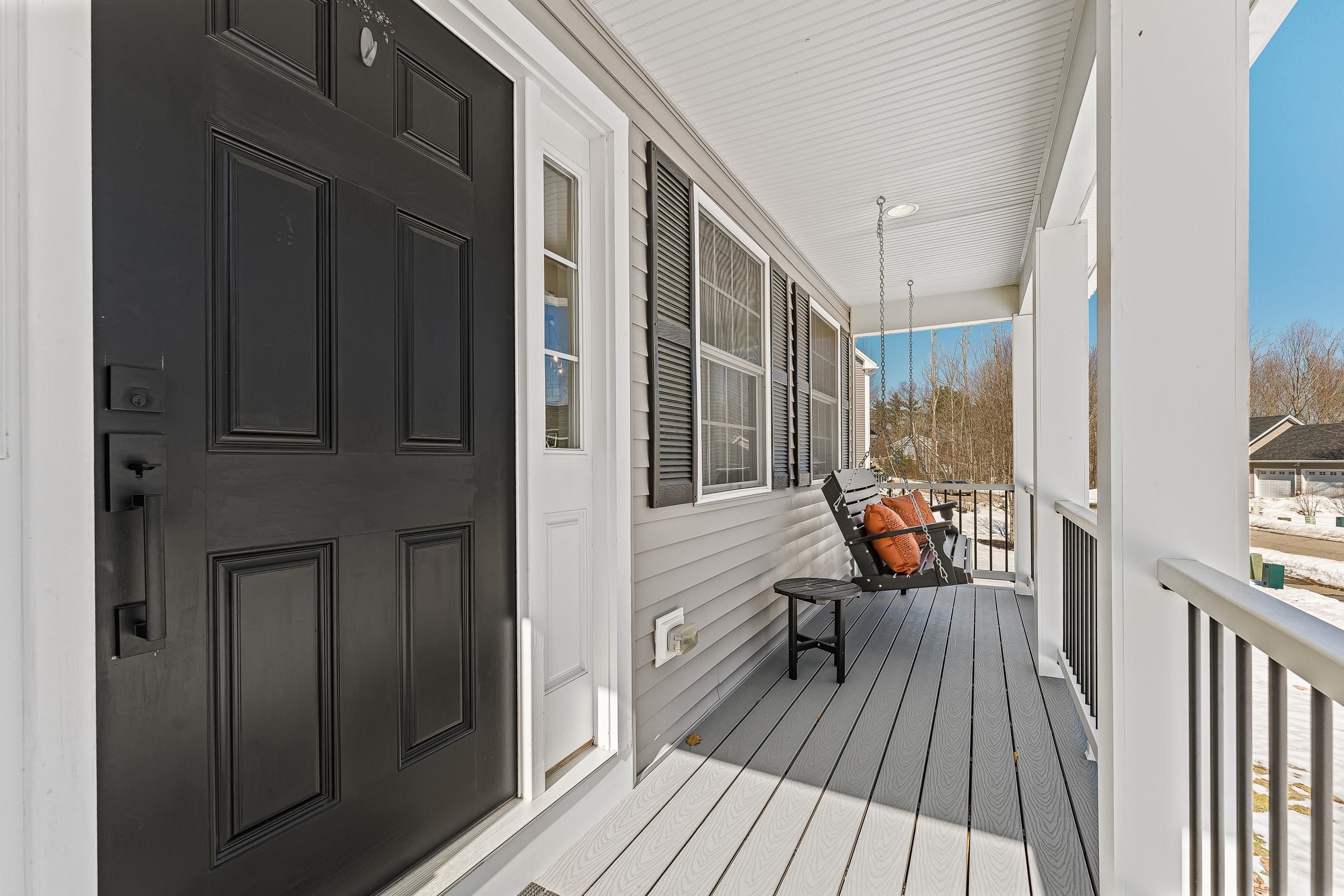 49 Ebony Dr, Rochester, NH 03867