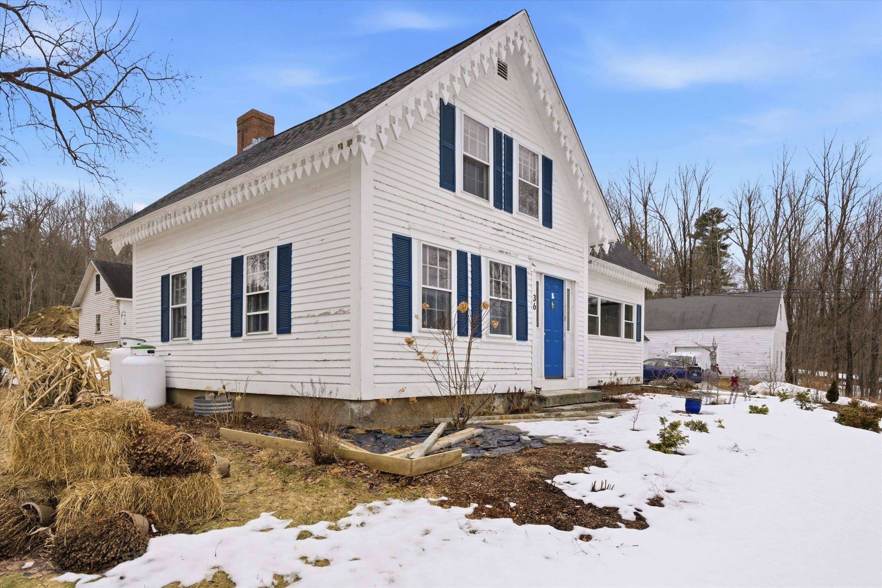 36 River St, Greenville, NH 03048