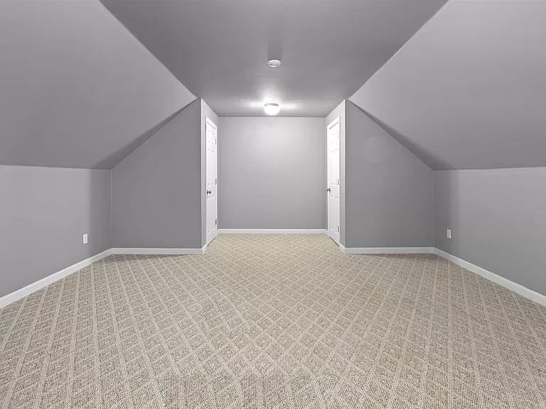 37 Fords Landing Dr, Dover, NH 03820