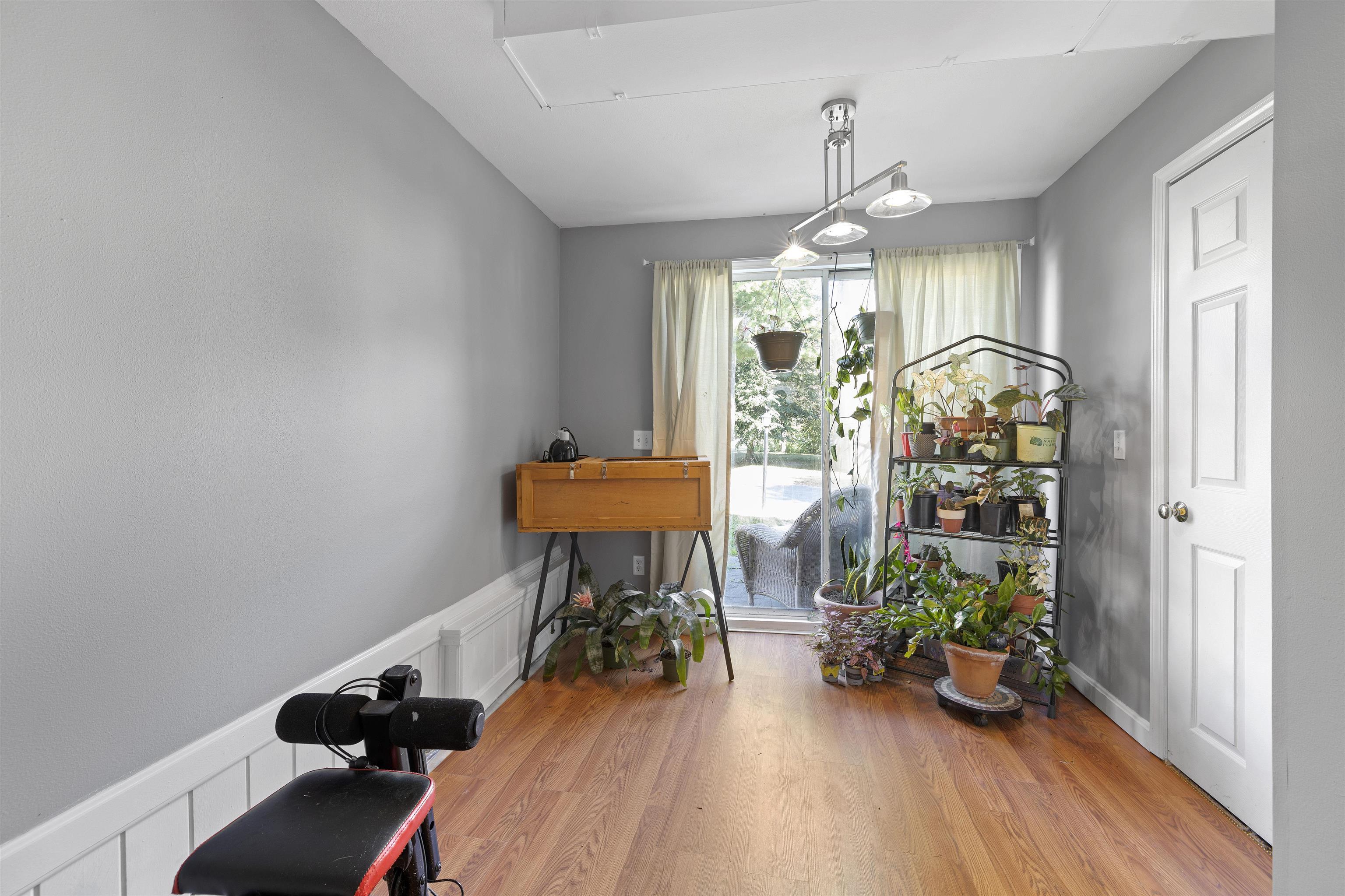 37 Fords Landing Dr, Dover, NH 03820