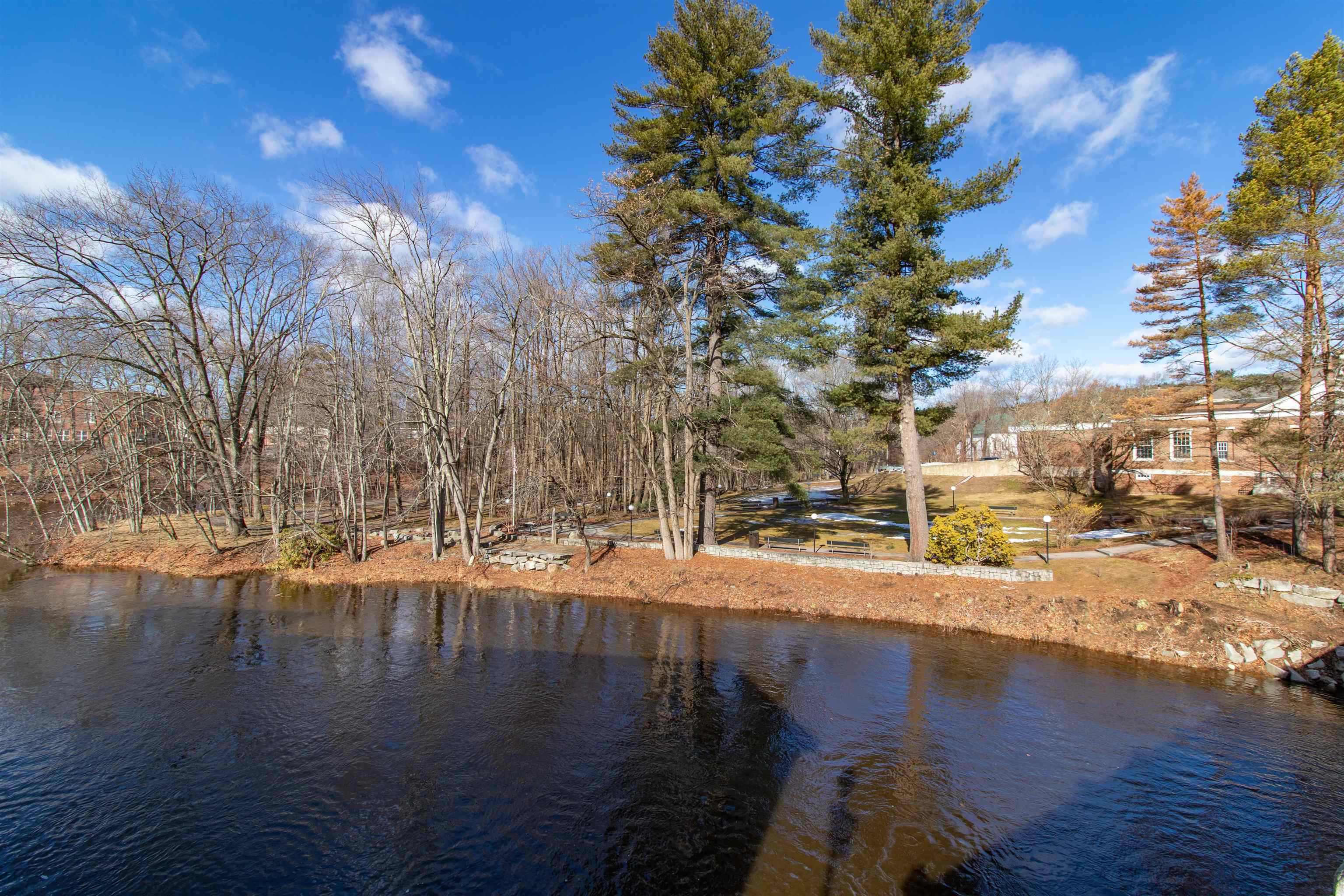 111 Union Sq, Milford, NH 03055