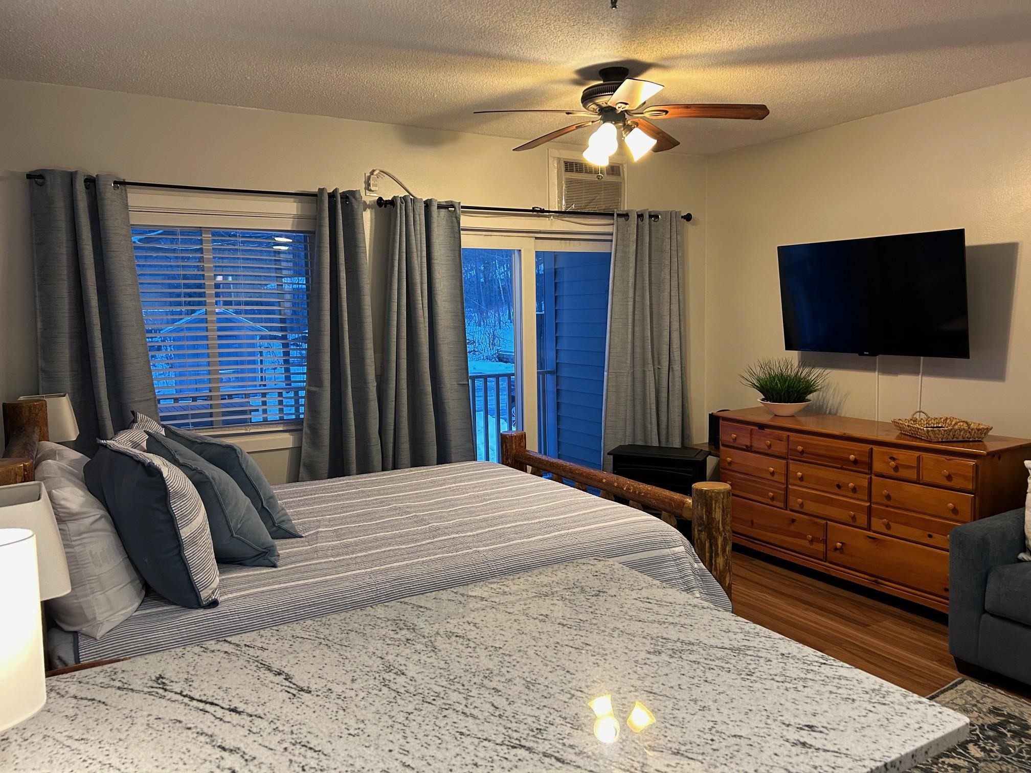 36 Lodge Rd, Lincoln, NH 03251