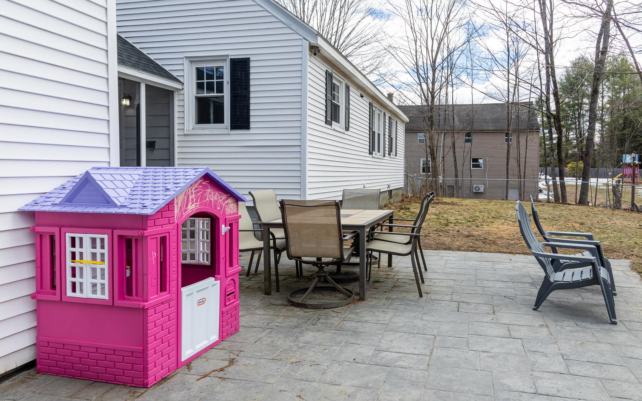 646 Court St, Keene, NH 03431