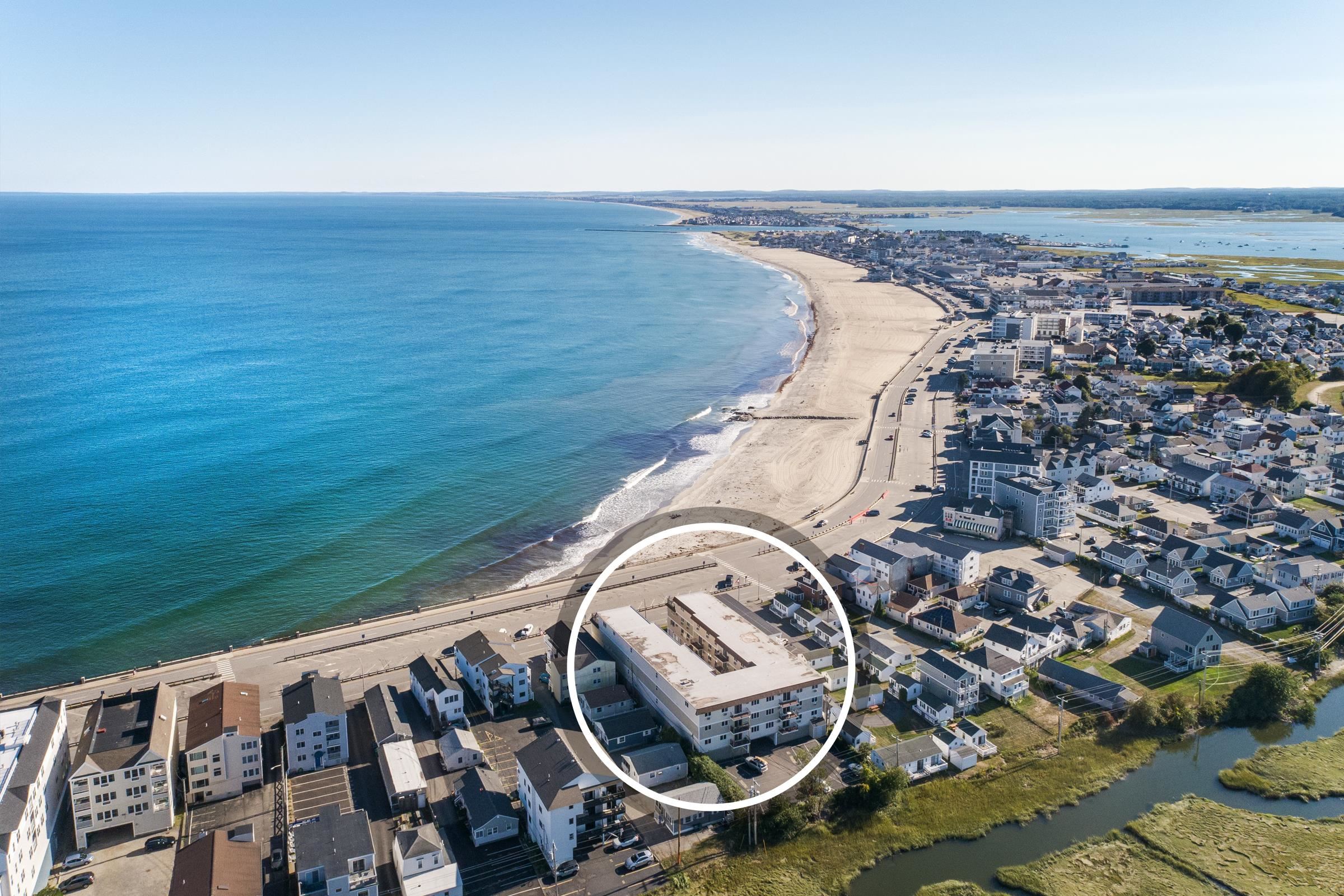 407 Ocean Blvd, Hampton, NH 03842
