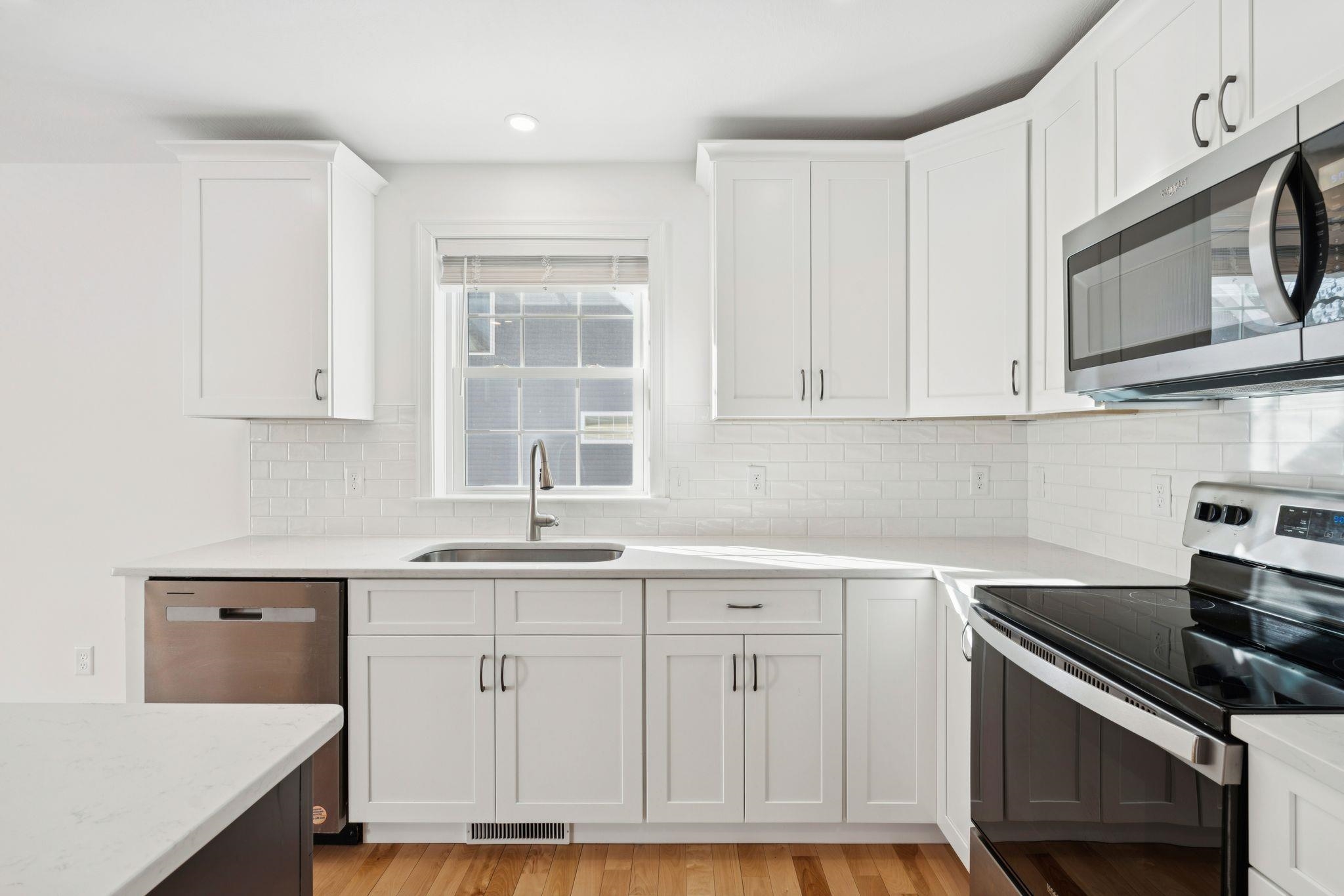 58 Three Ponds Dr, Brentwood, NH 03833