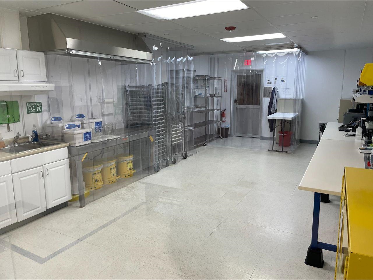 20 London Ln, Seabrook, NH 03874