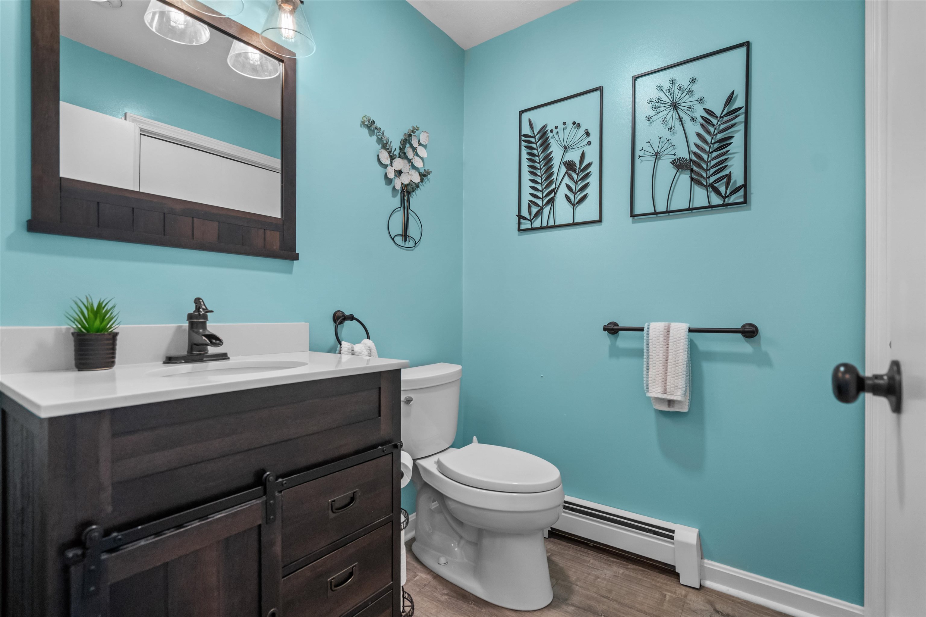 266 Endicott St, Laconia, NH 03246