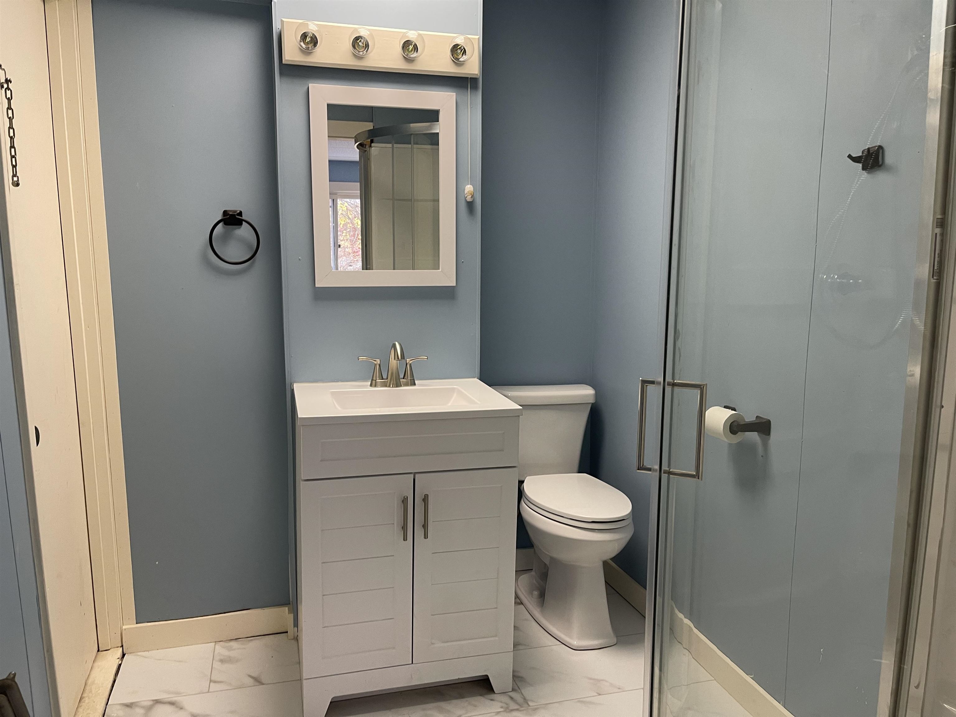 18-20 Harrison St, Laconia, NH 03426