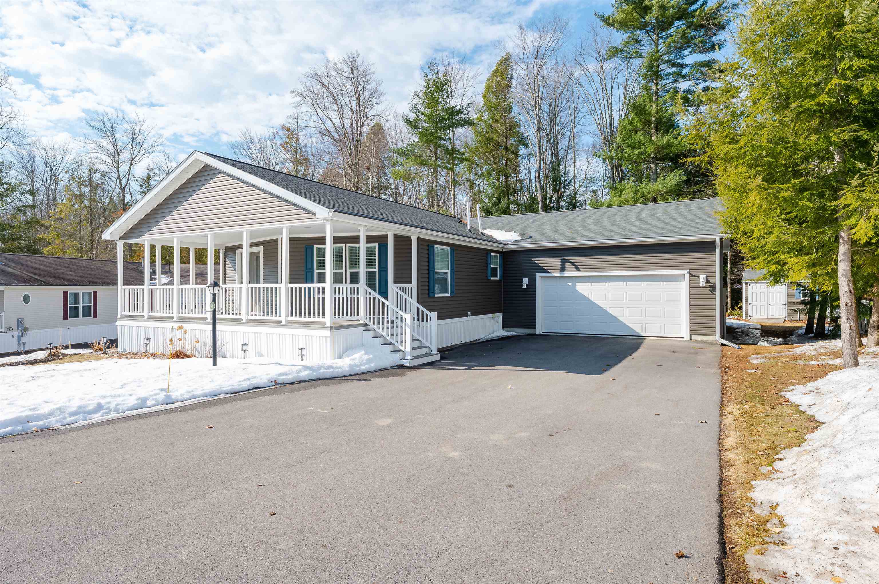 46 Blair Dr, Rochester, NH 03868