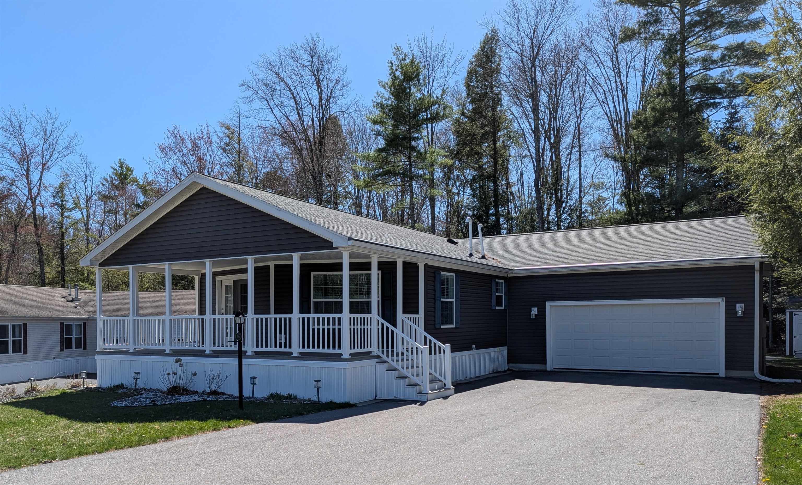 46 Blair Dr, Rochester, NH 03868
