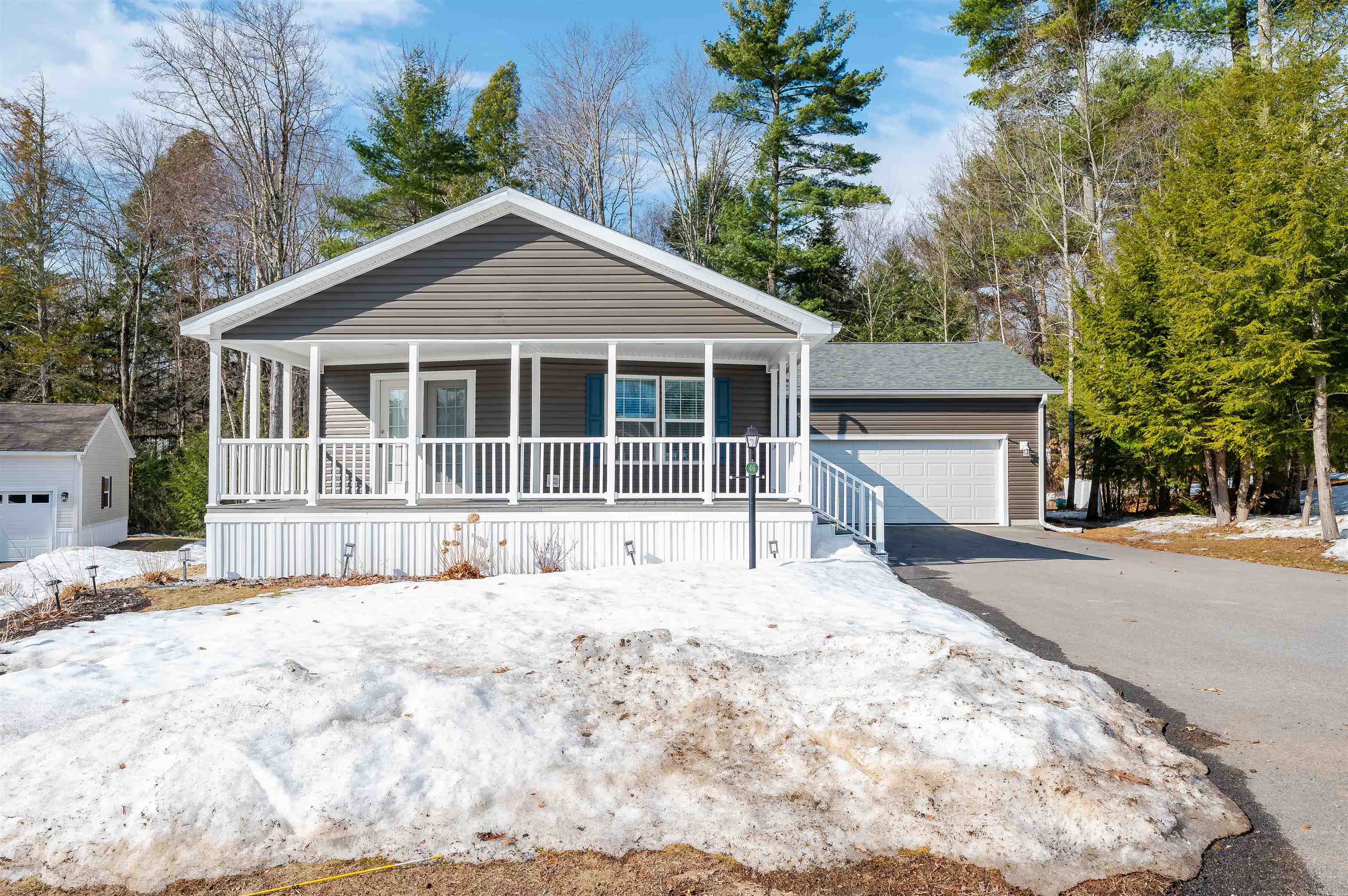 46 Blair Dr, Rochester, NH 03868