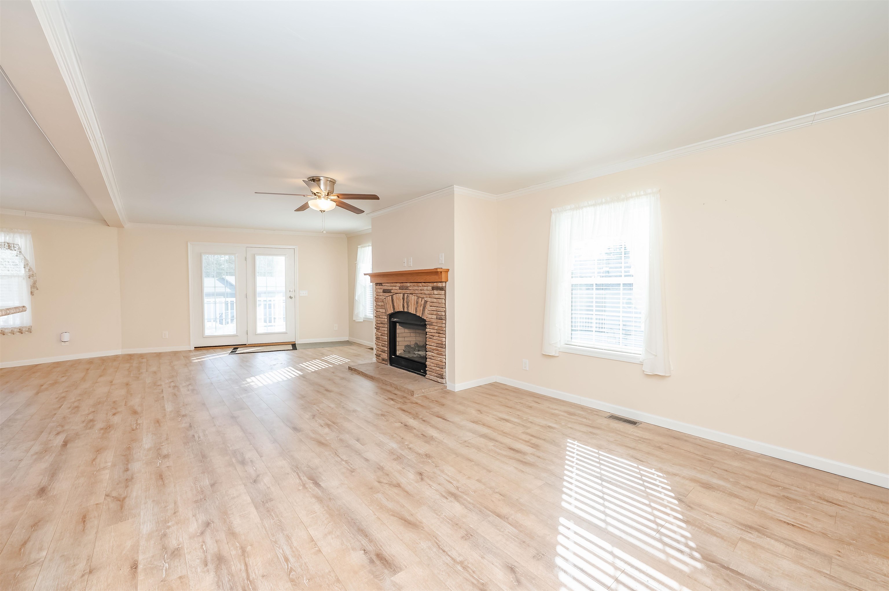 46 Blair Dr, Rochester, NH 03868