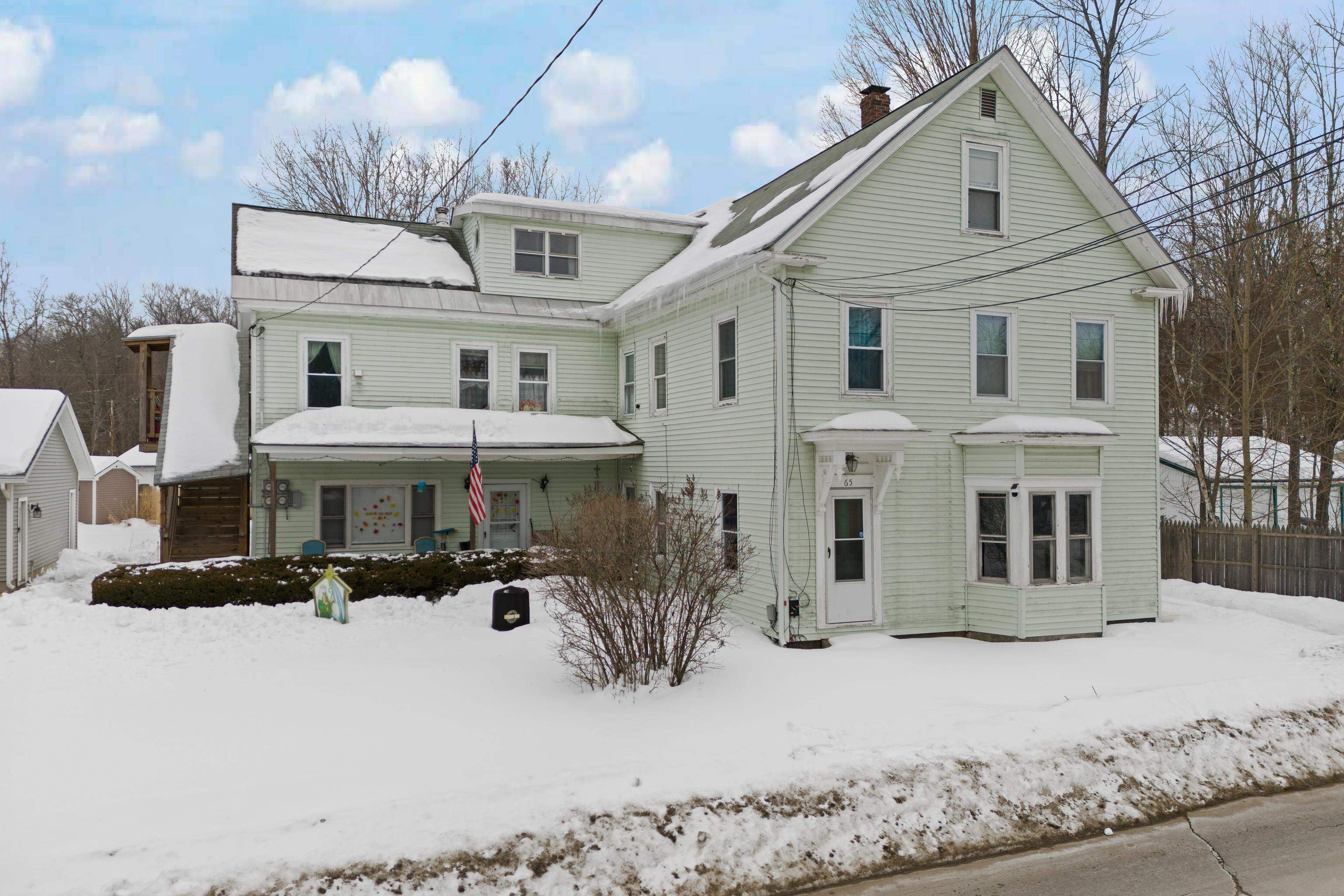 65 Mill St, Greenville, NH 03048