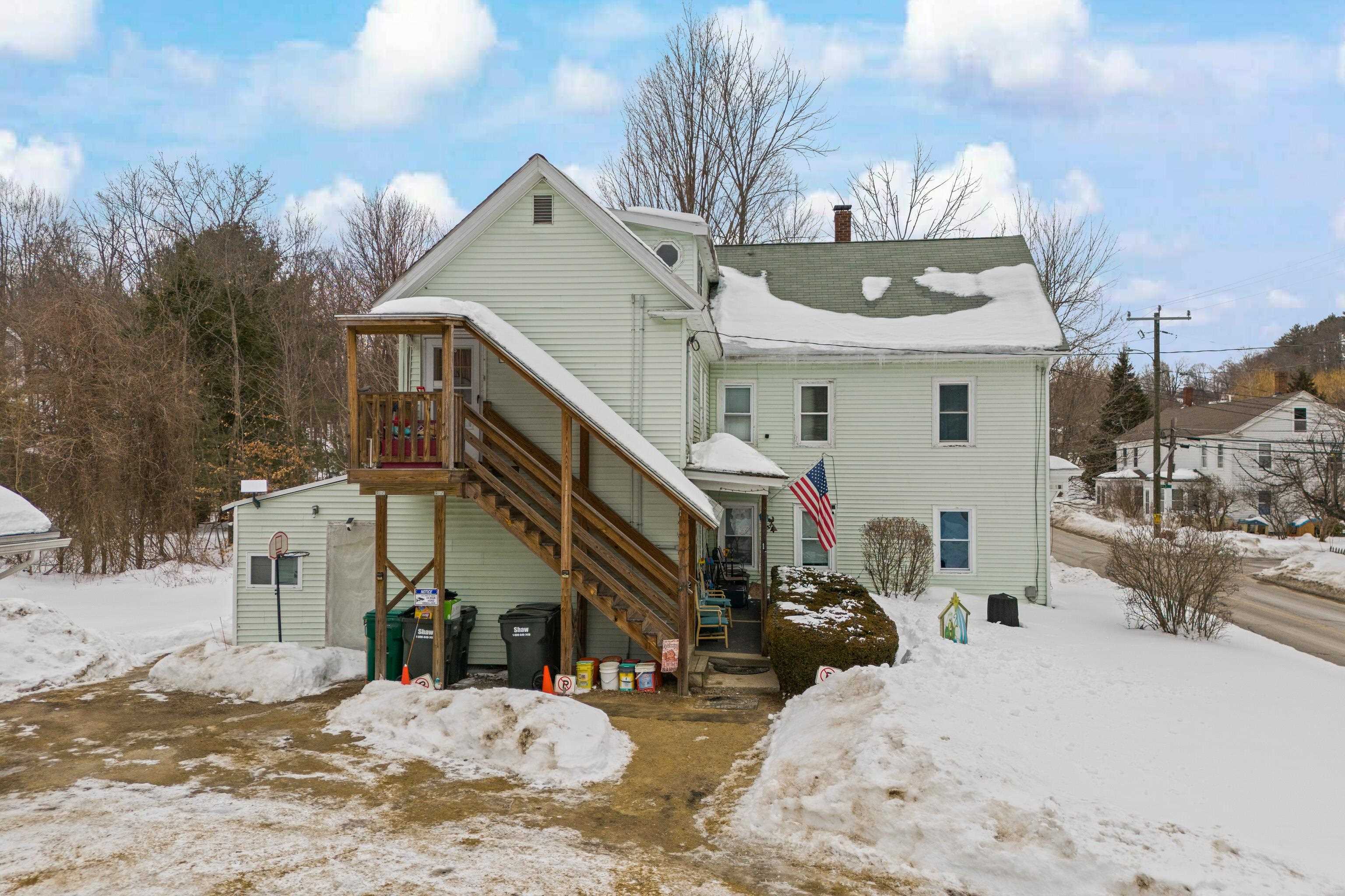 65 Mill St, Greenville, NH 03048