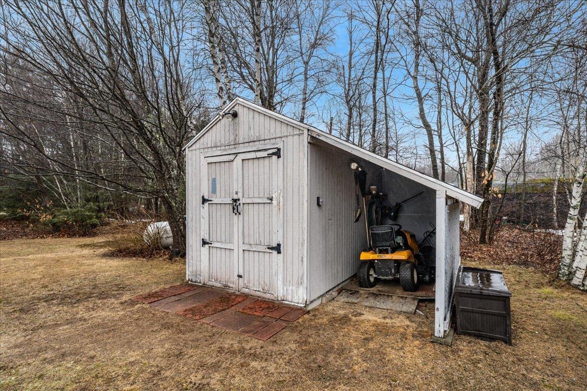 Homes for sale in Hopkinton, NH | 100 Stacey Dr, Hopkinton, NH 03229 | MLS# 5079685