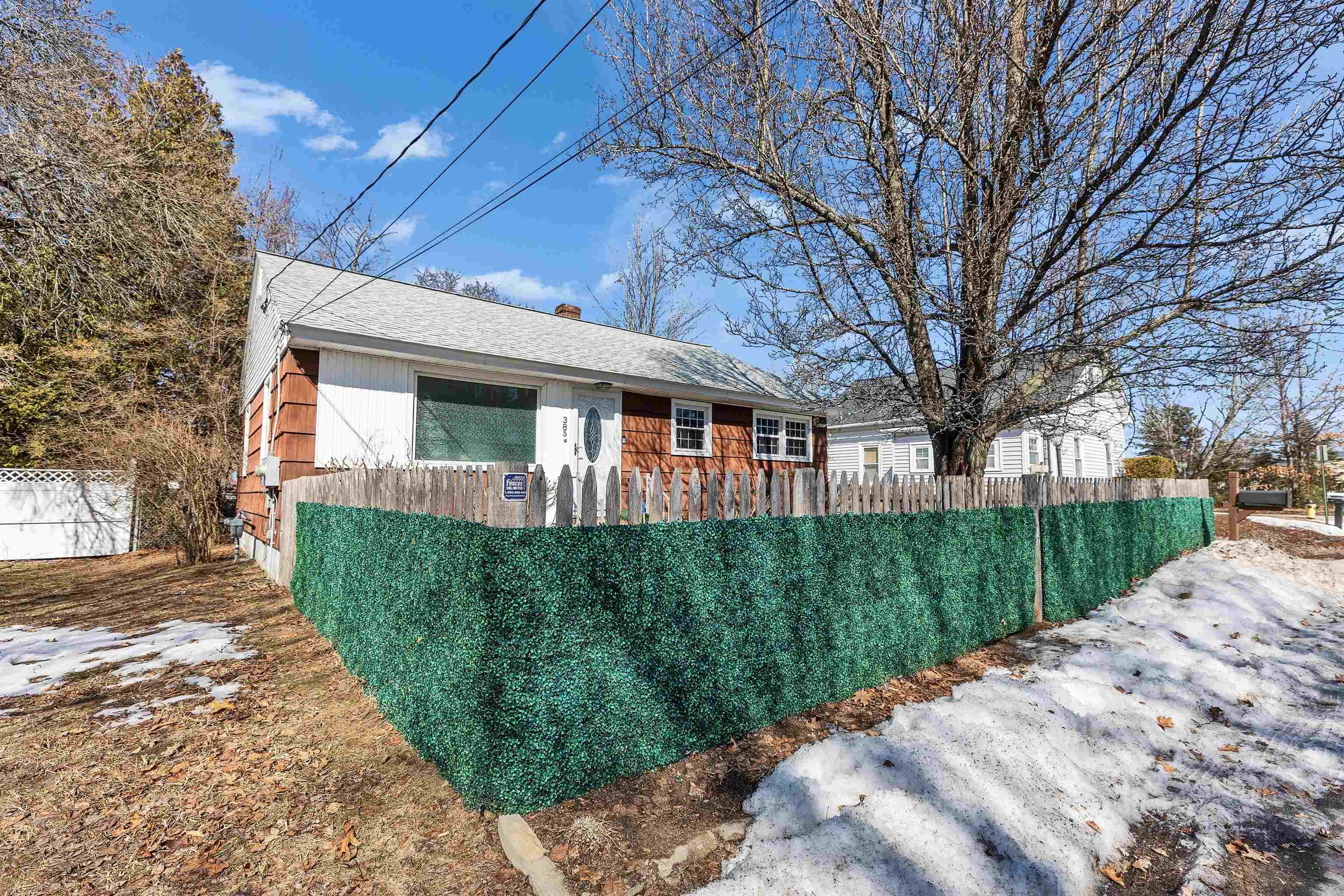 385 Hill St, Manchester, NH 03102