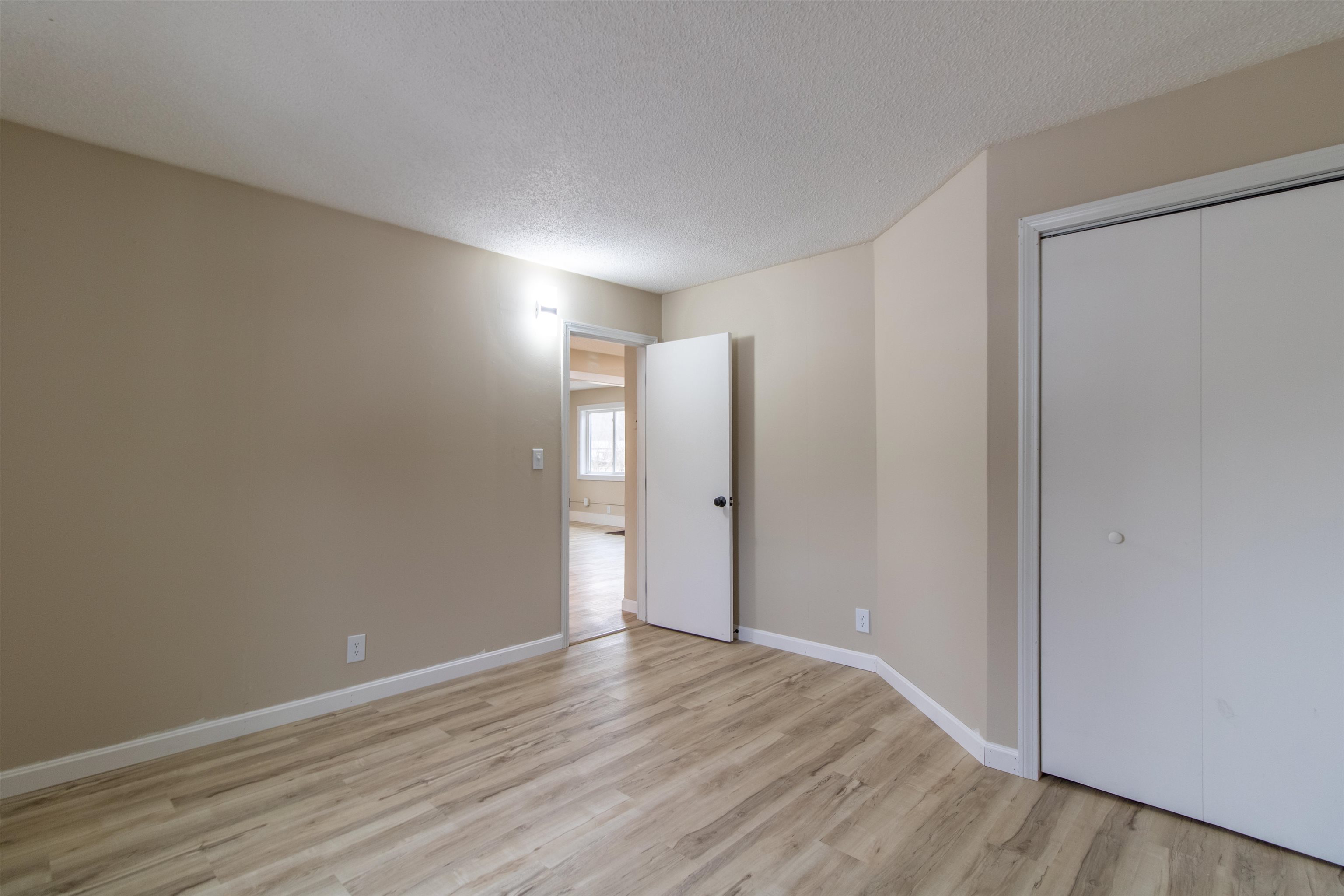 410 Water St, Albany, VT 05820