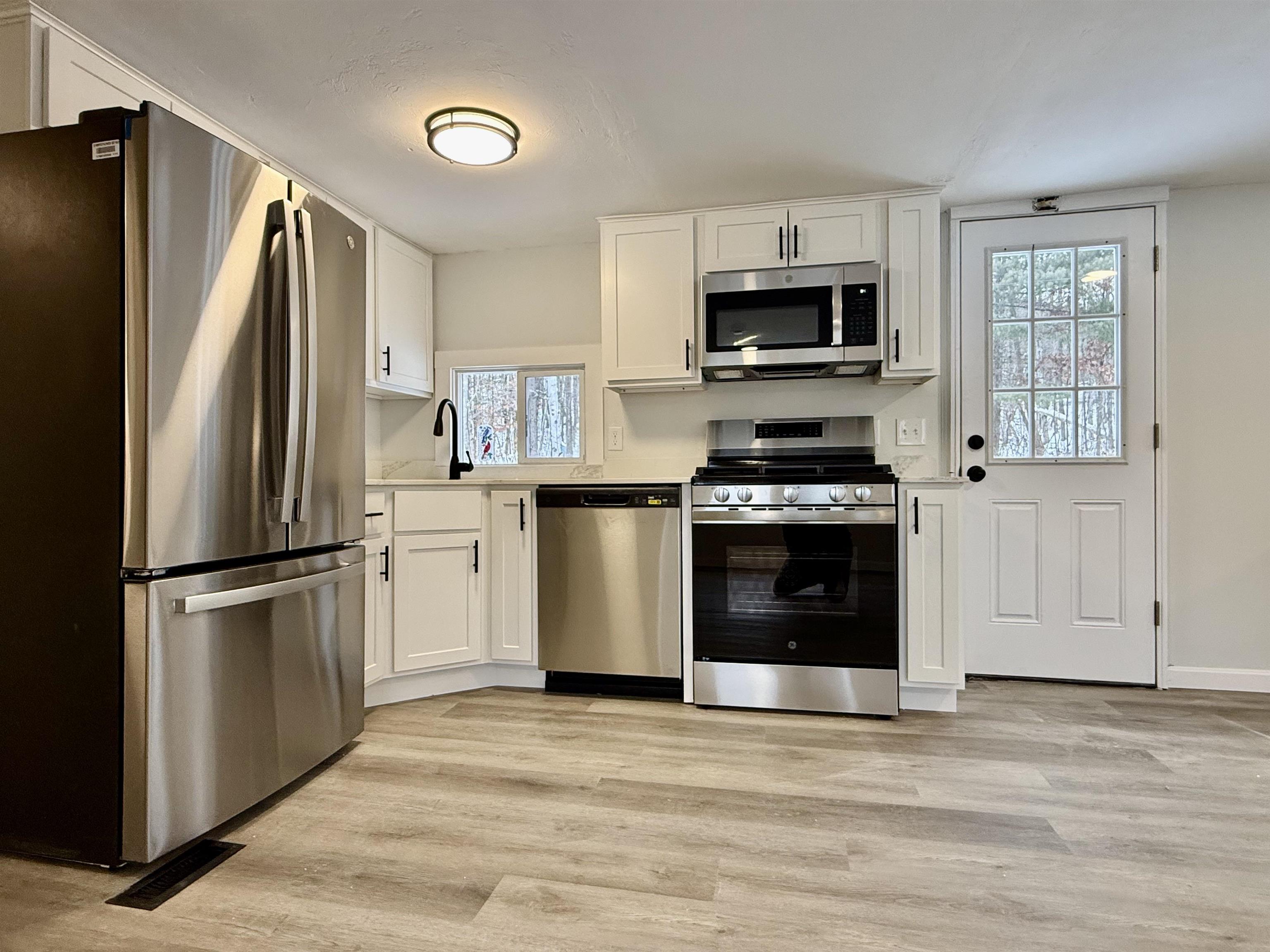 201 Parade Rd, Meredith, NH 03253