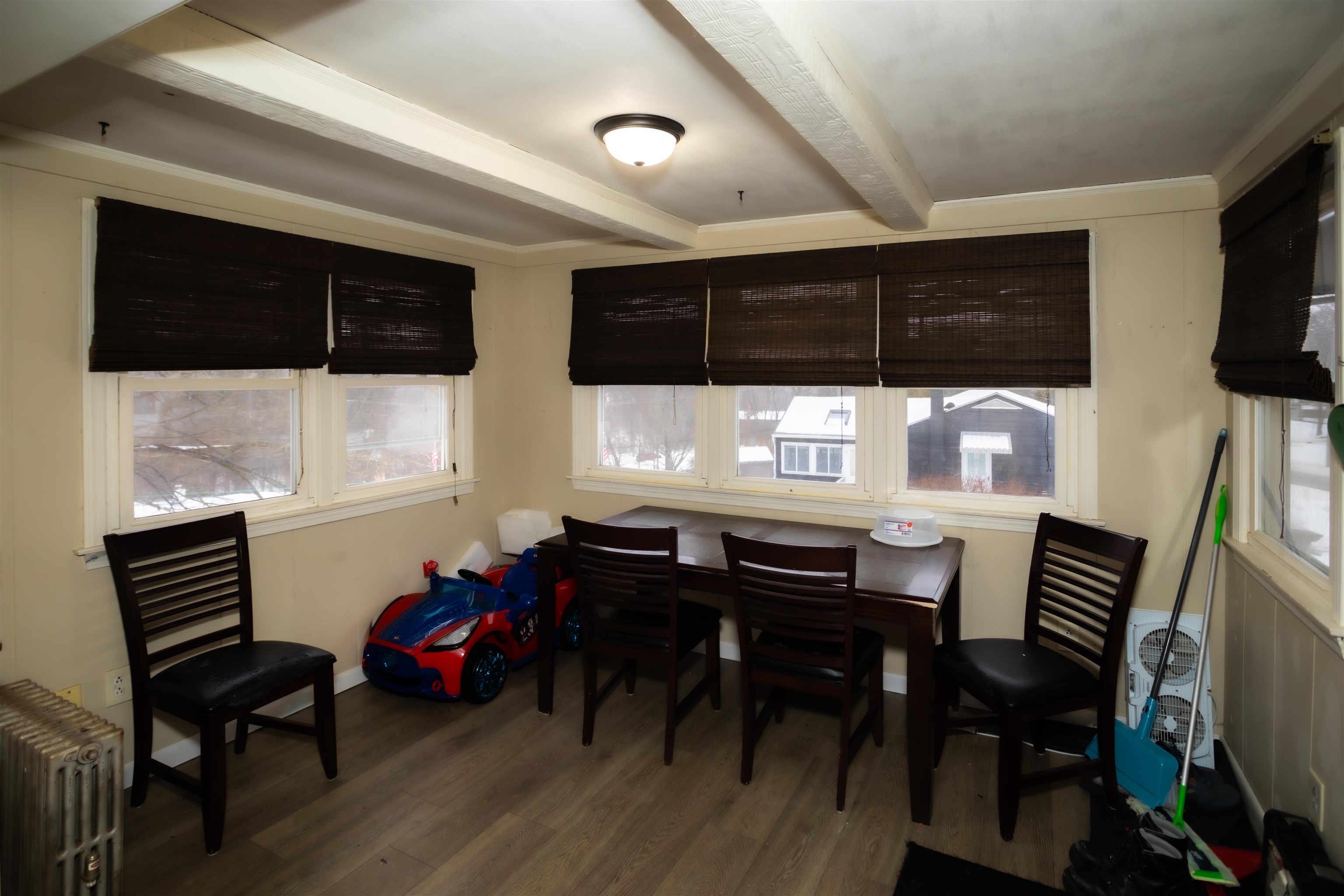 99 Back River Rd, Dover, NH 03820