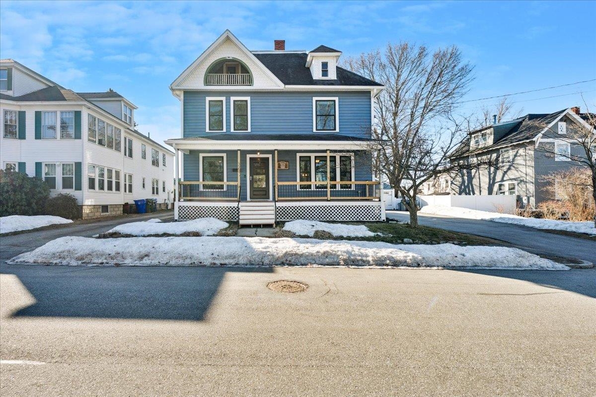 323 Myrtle St, Manchester, NH 03104