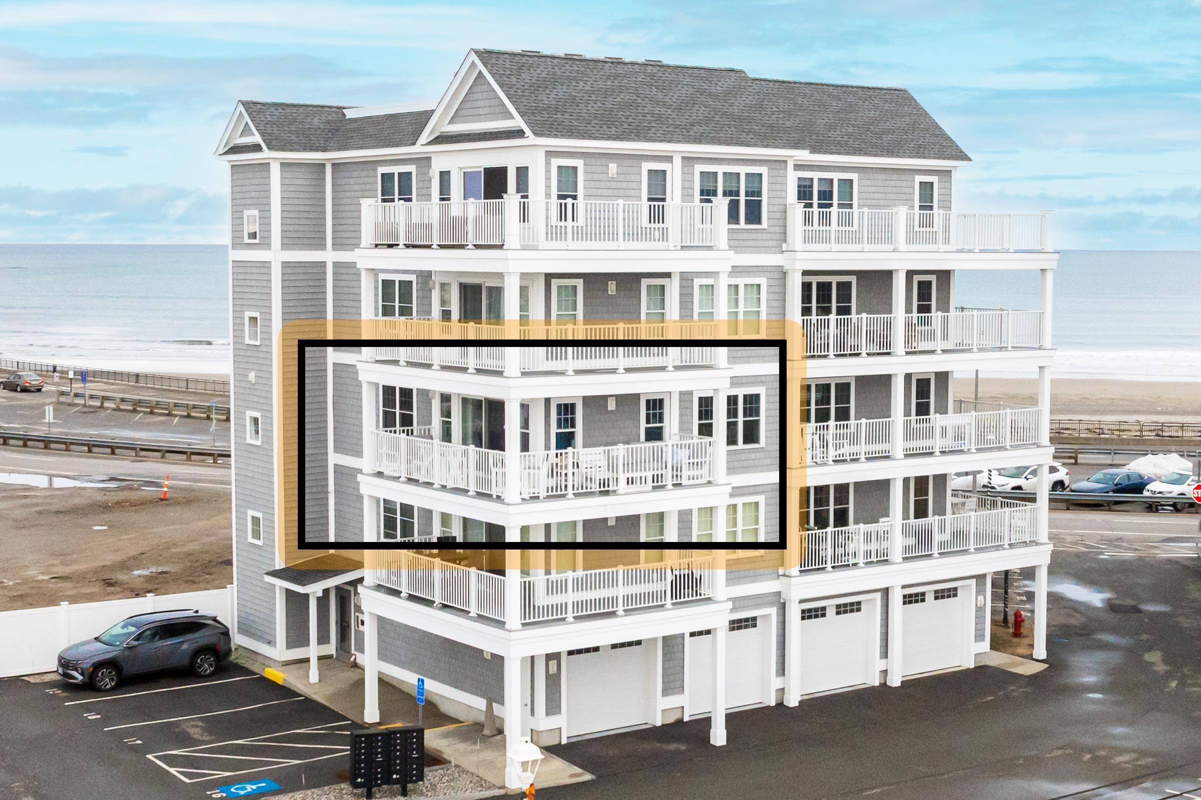377 Ocean Blvd, Hampton, NH 03842