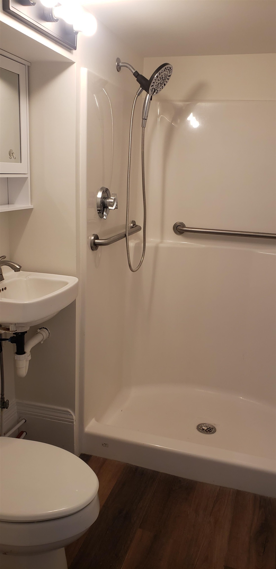 6 Granite St, Dover, NH 03820