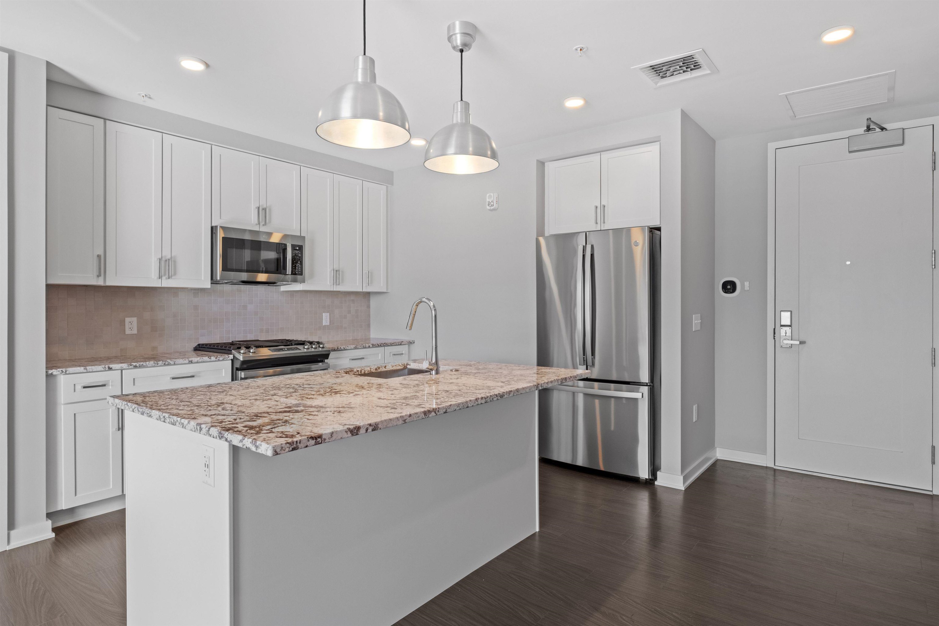 51 Elm St, Laconia, NH 03246