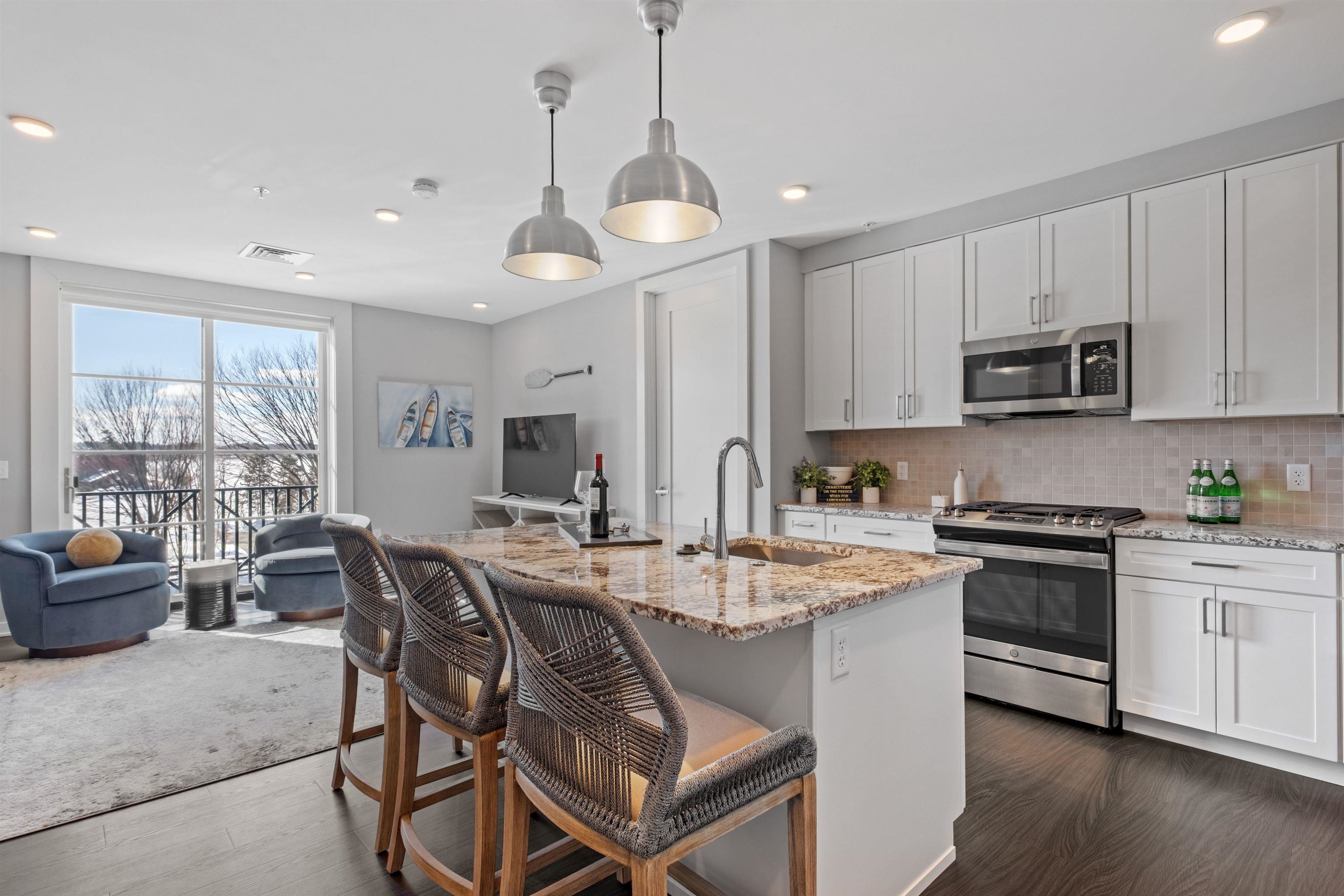 51 Elm St, Laconia, NH 03246