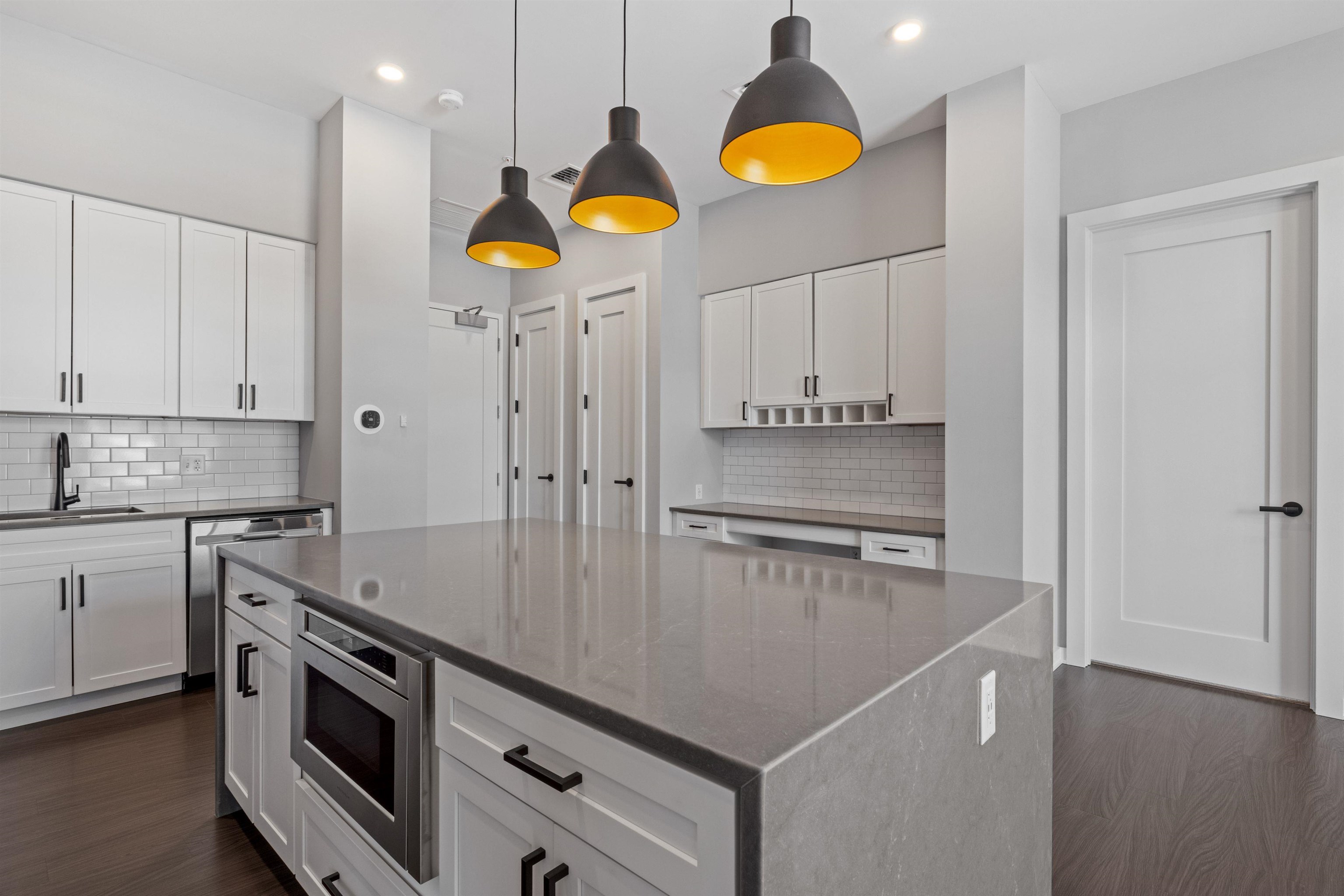 51 Elm St, Laconia, NH 03246