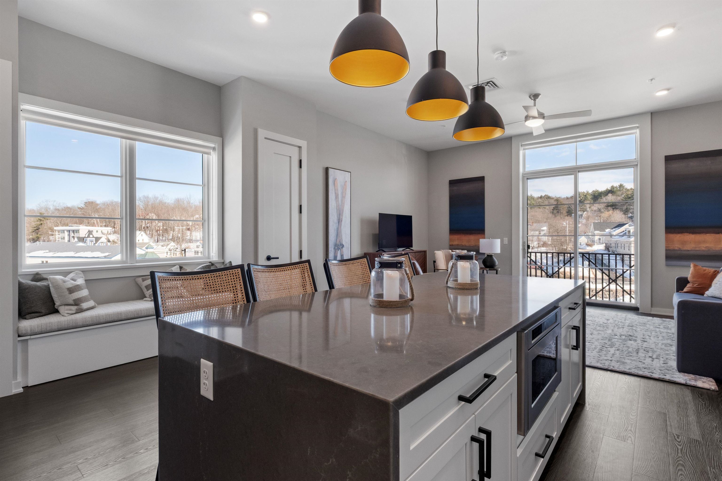 51 Elm St, Laconia, NH 03246