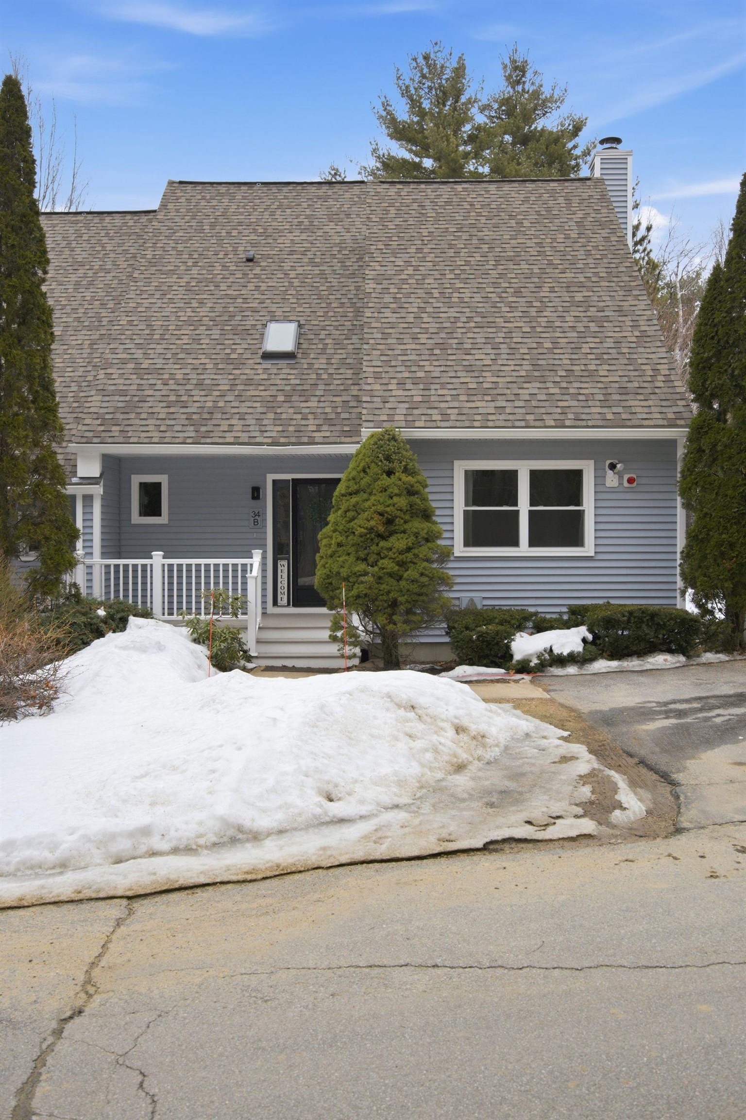 34 Kristen Dr, Laconia, NH 03246