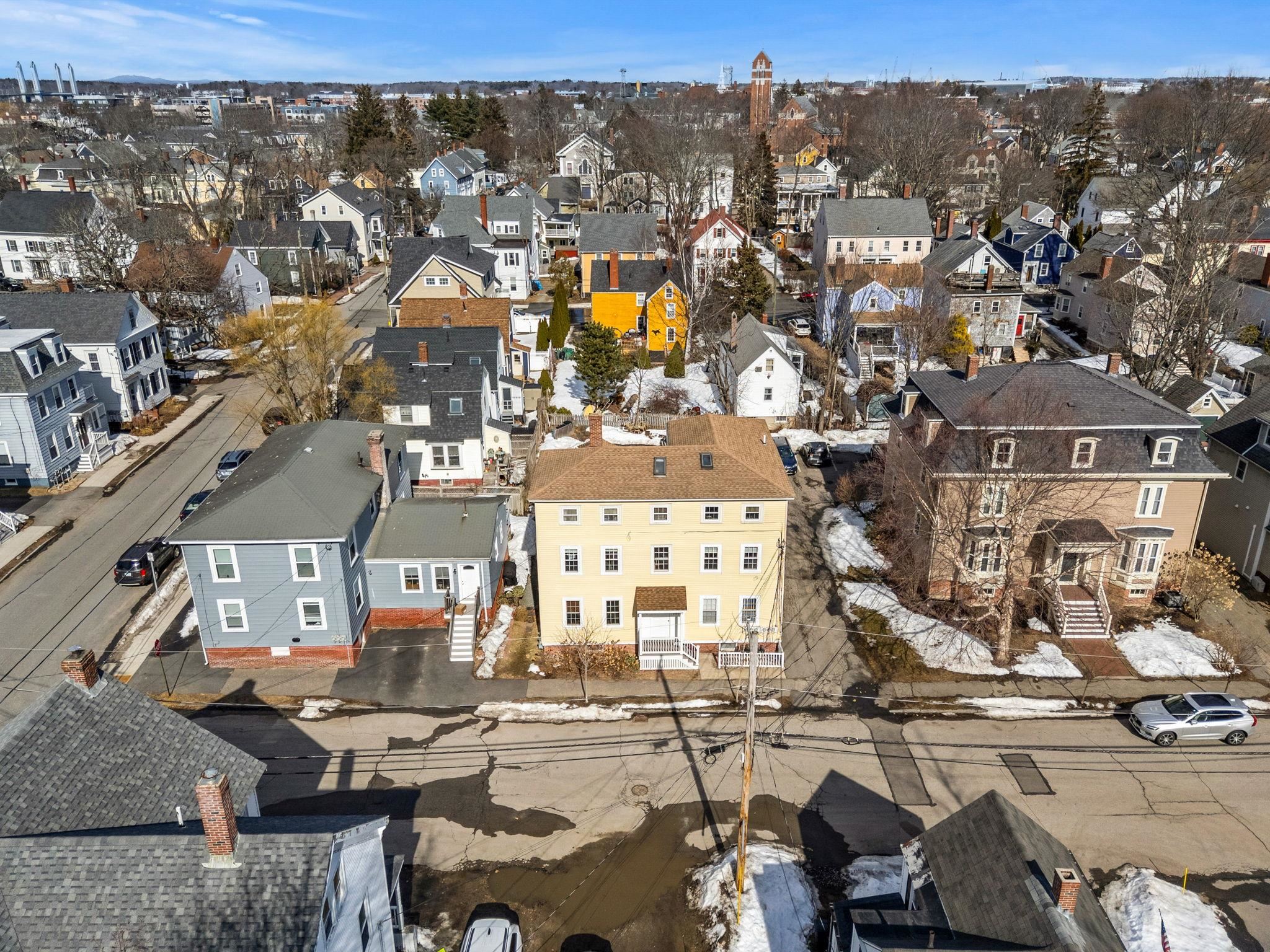 197 Madison St, Portsmouth, NH 03801