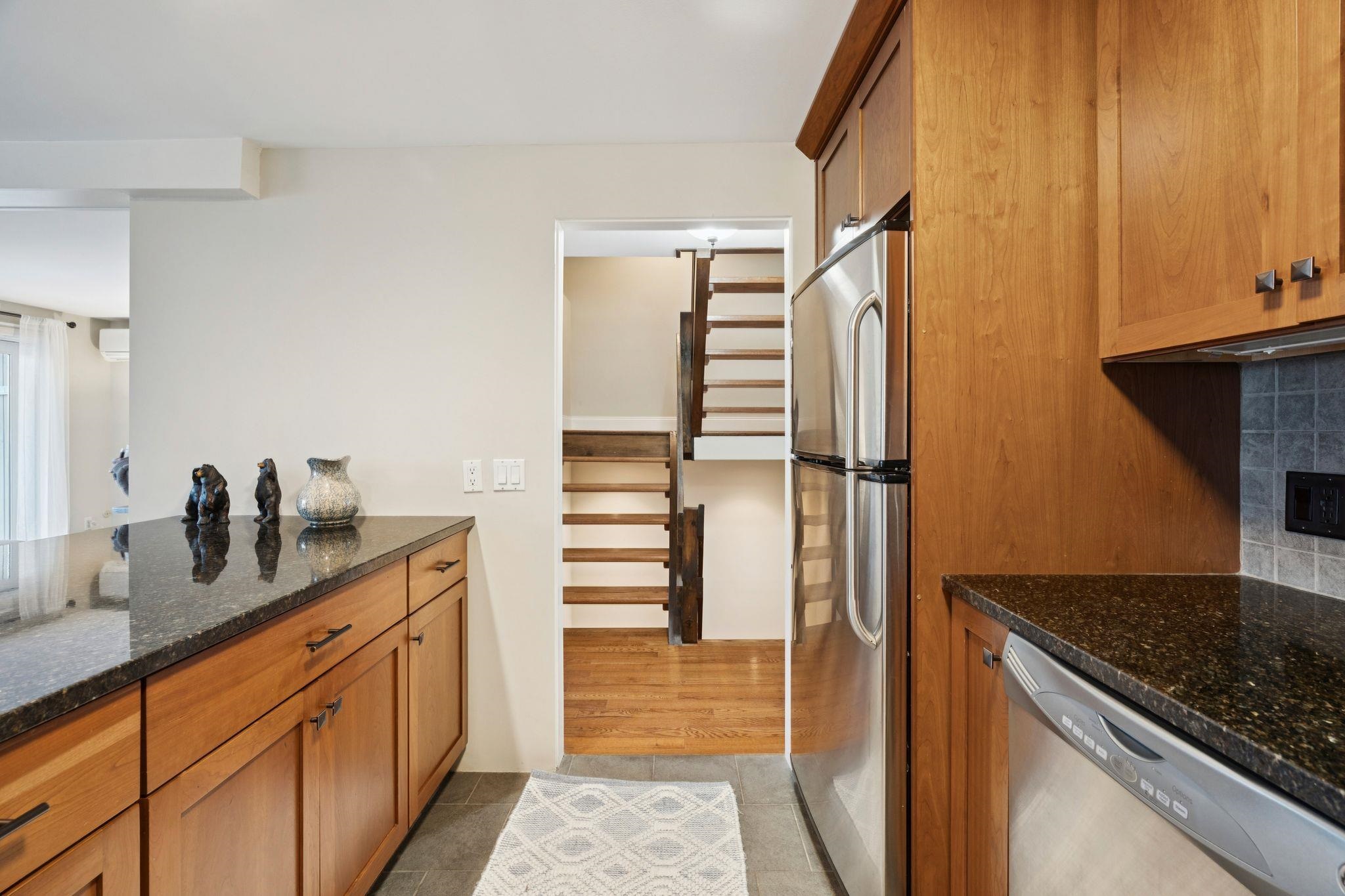 11-2 Mountain West Dr, Wolfeboro, NH 03894