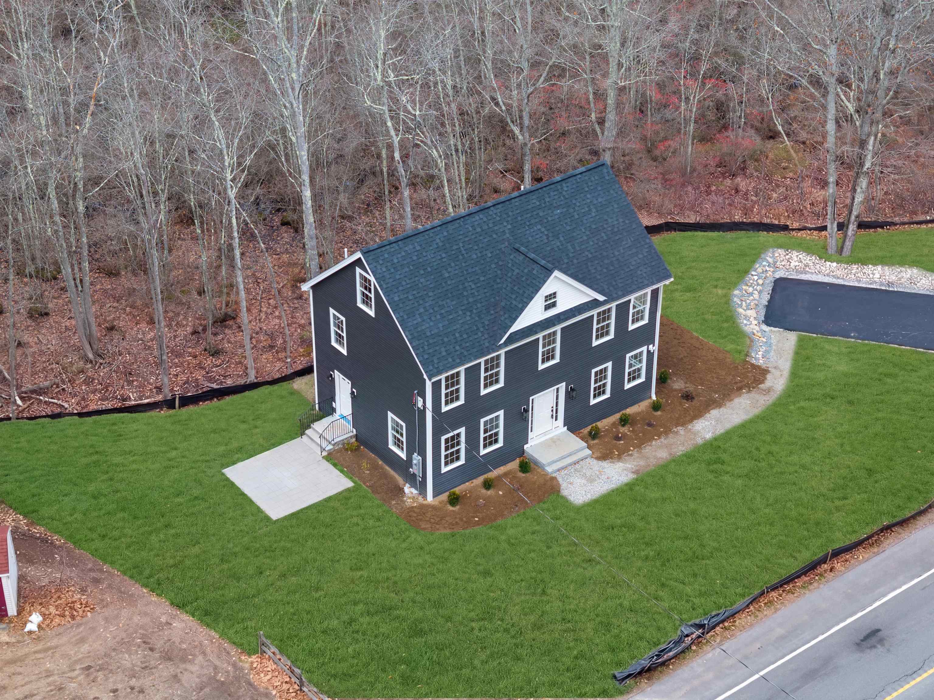 335 Raymond Rd, Chester, NH 03036