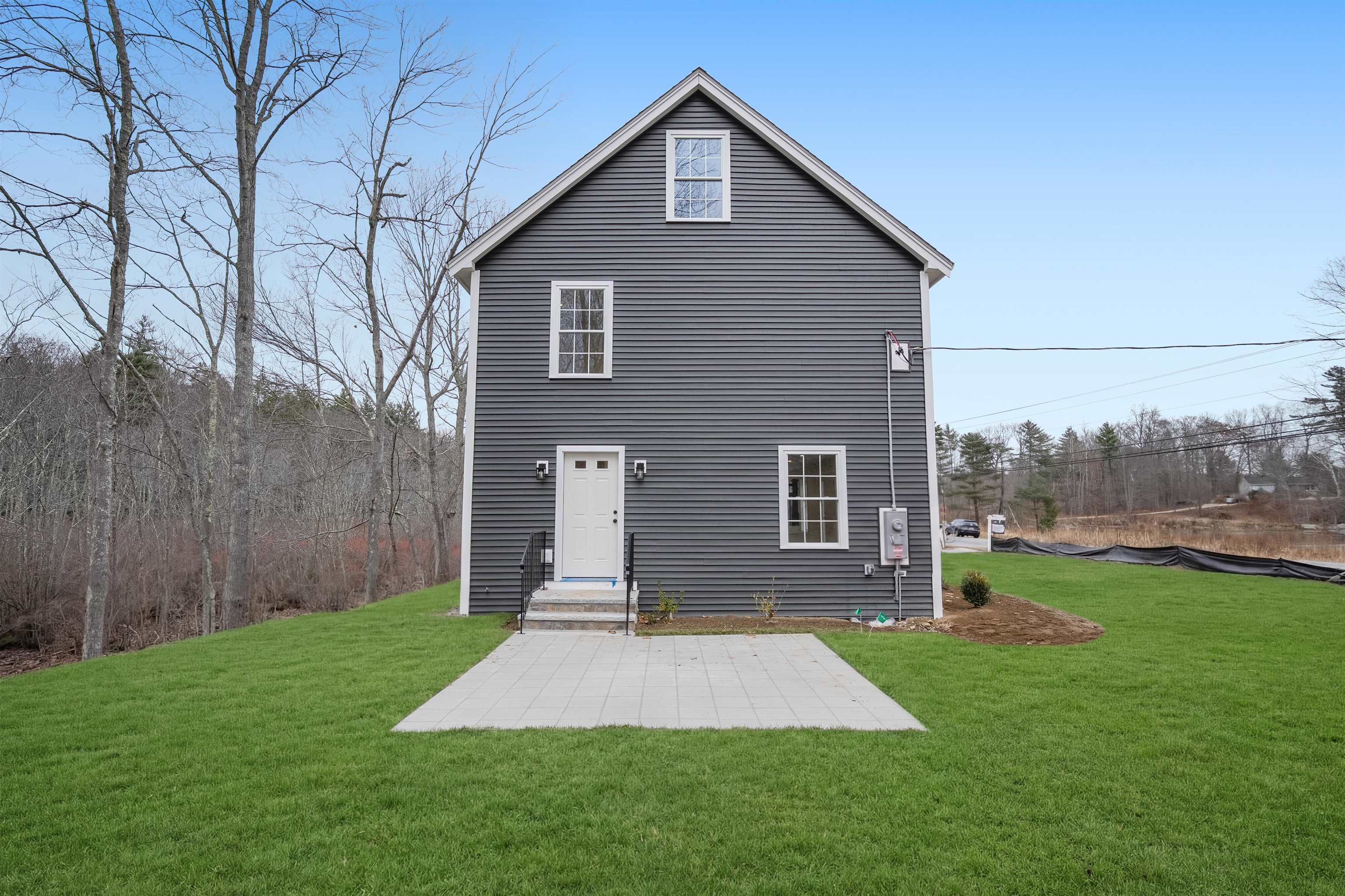 335 Raymond Rd, Chester, NH 03036