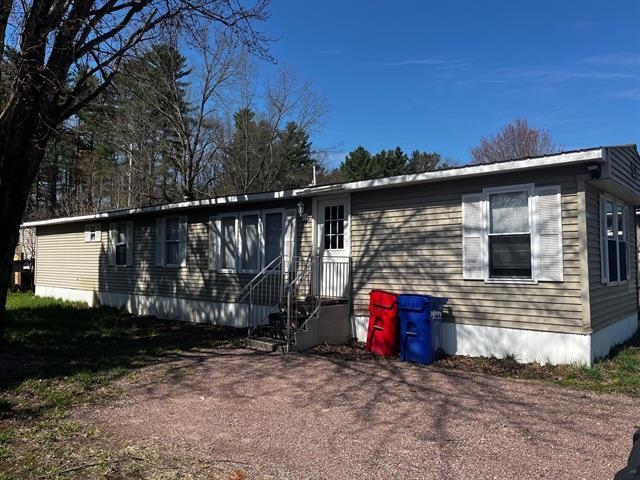 28 Owen Ct, Milton, VT 05468