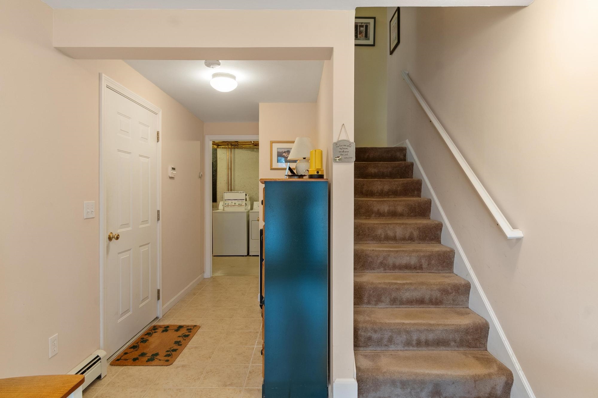 35 Collins Landing Rd, Weare, NH 03281