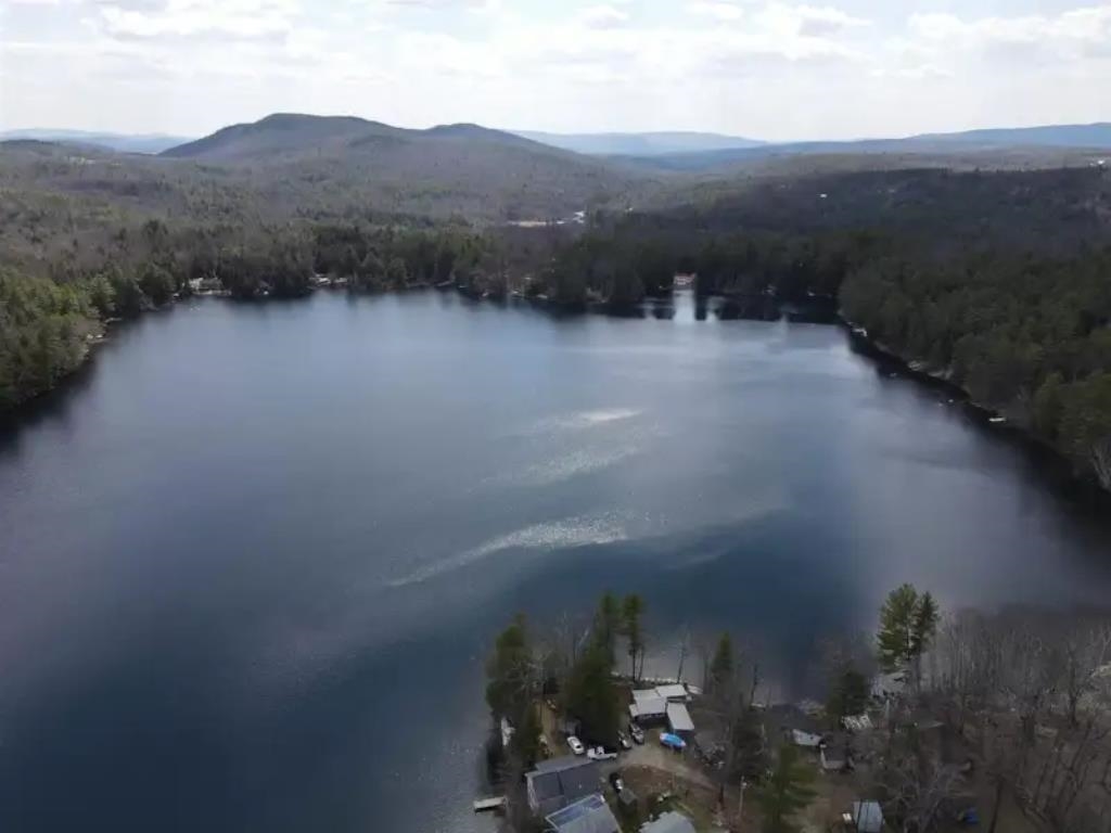 11 Indian Point Rd, Croydon, NH 03773