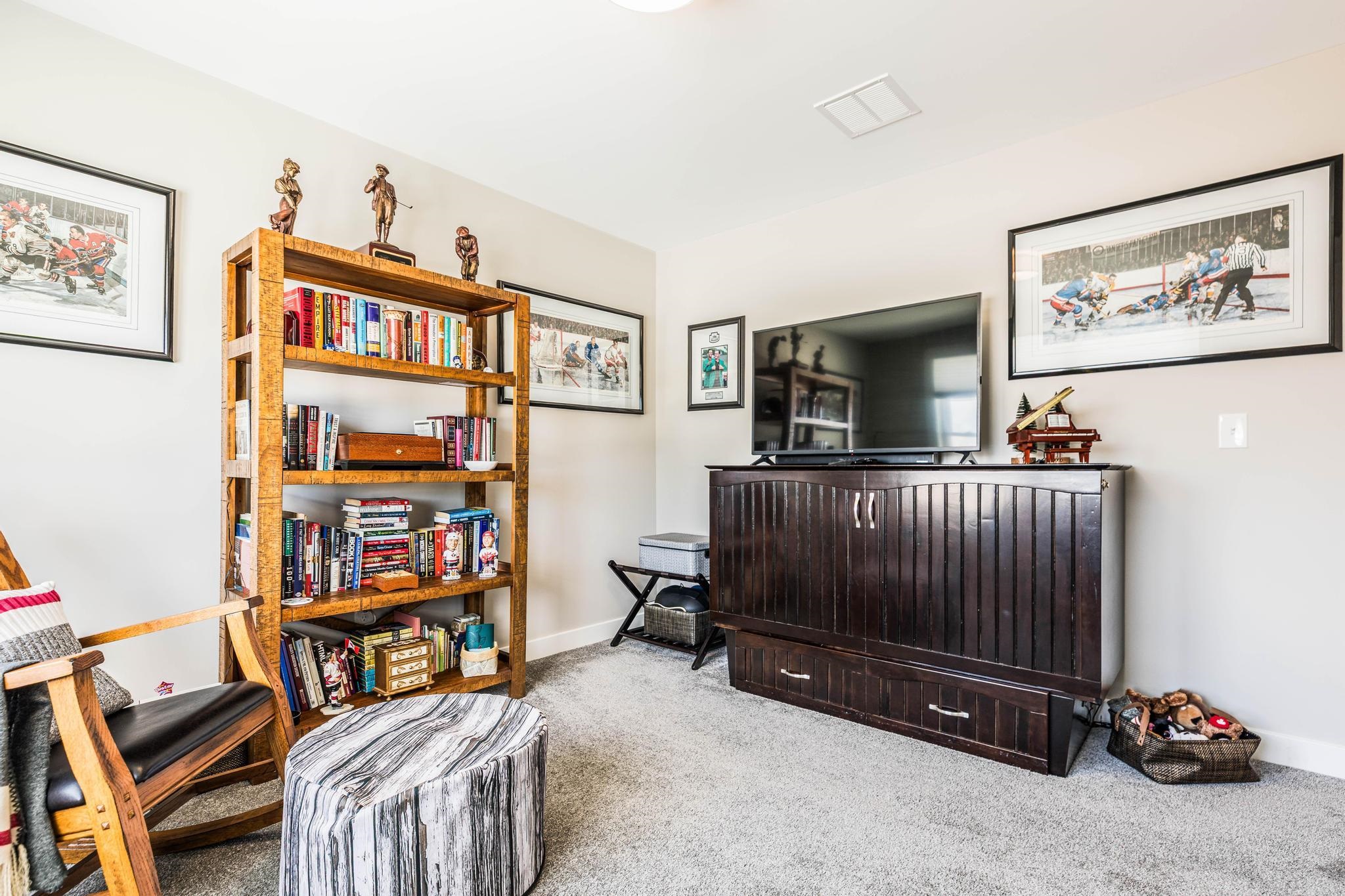 42 Green Rd, Newmarket, NH 03857