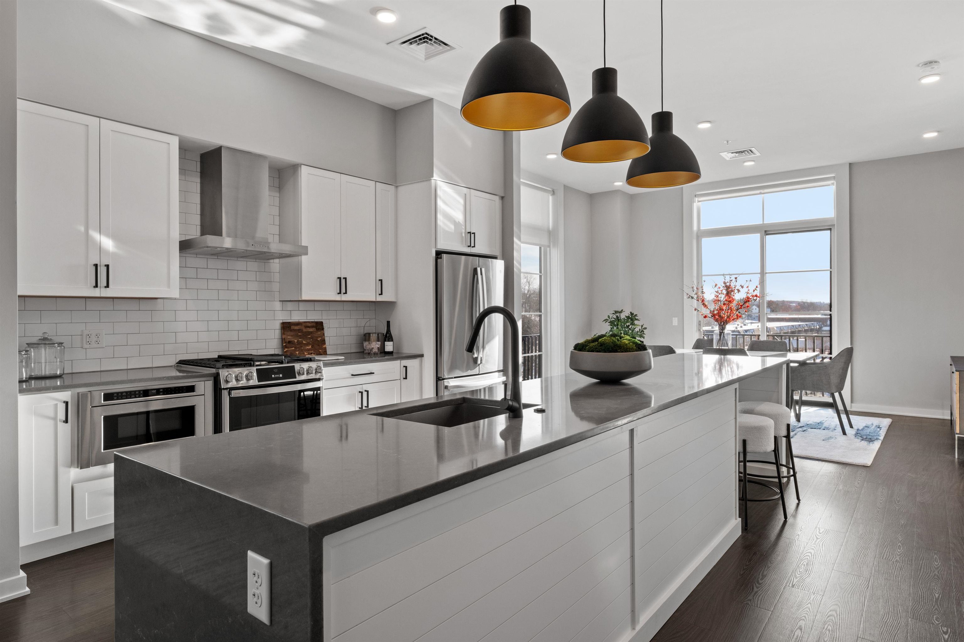 51 Elm St #305, Laconia, NH 03246