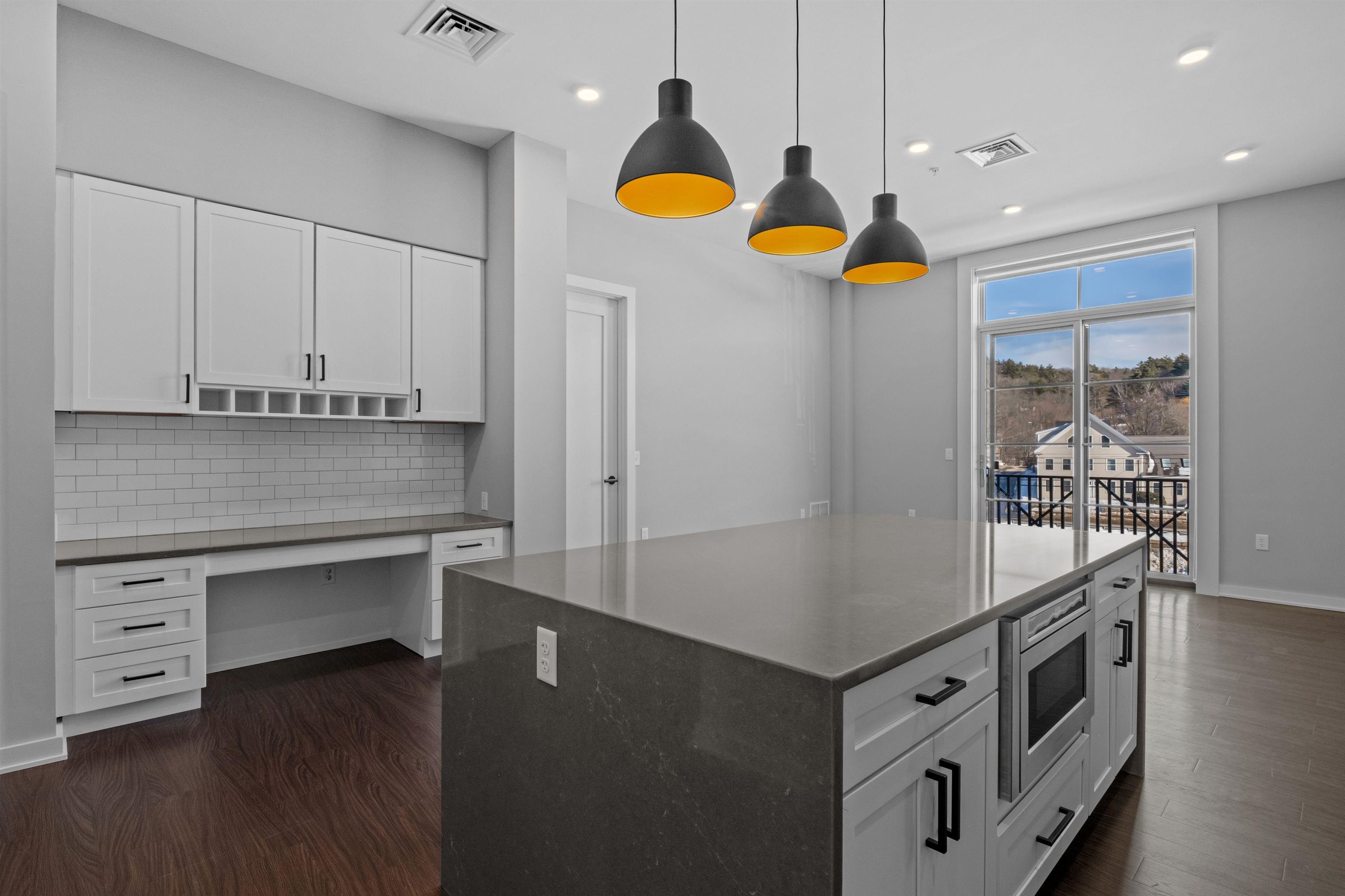 51 Elm St #308, Laconia, NH 03246